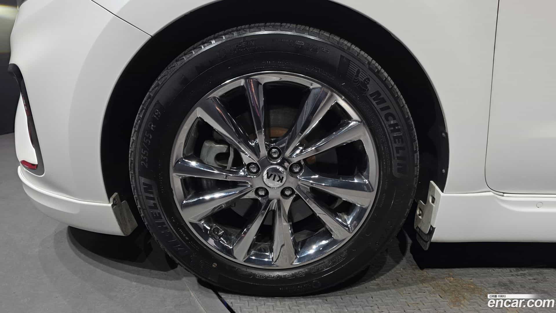 Canival Kia 2019.1-OUTER-005