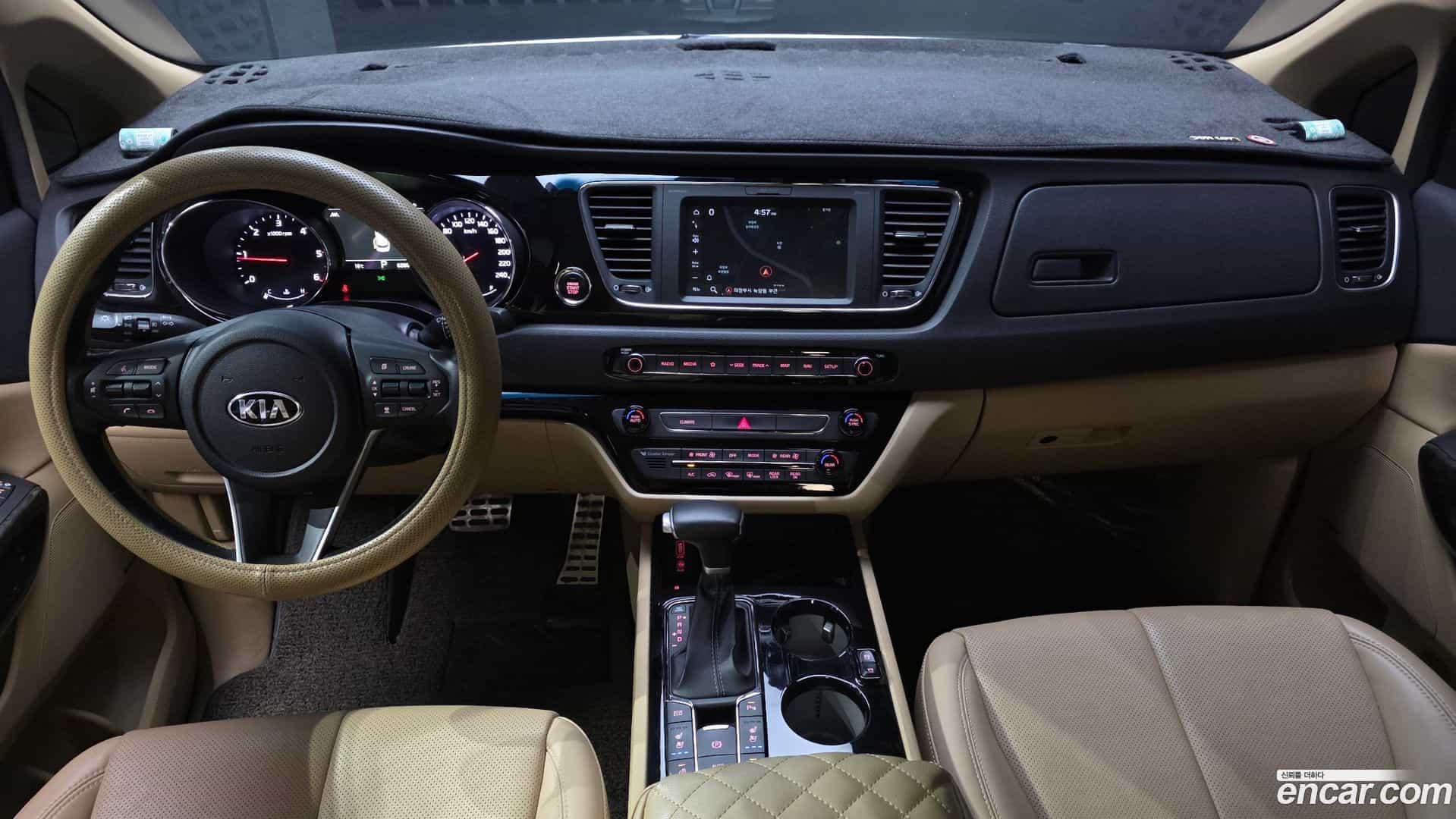 Canival Kia 2019.1-INNER-007