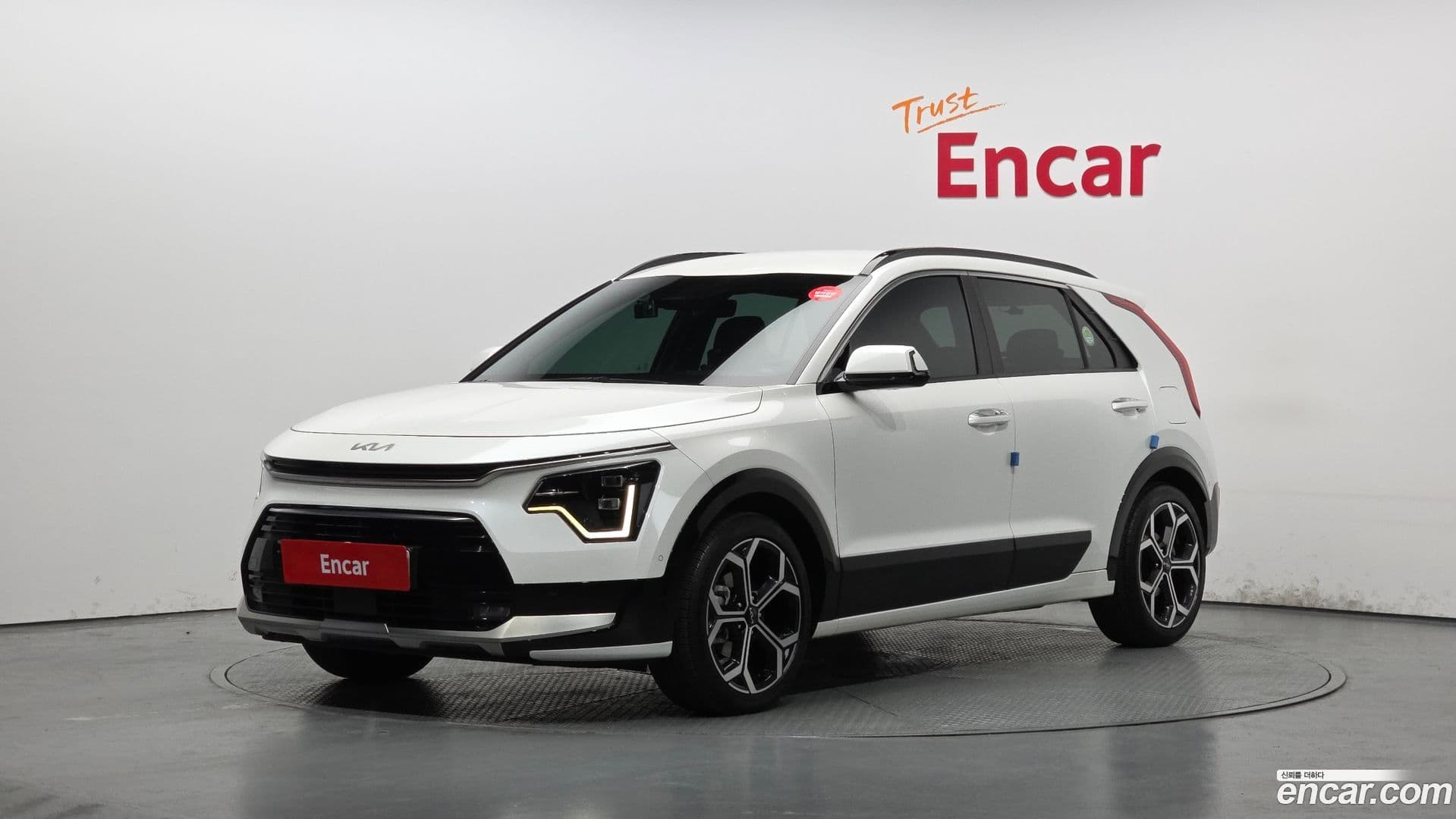 Main__Slider__Photo:Niro Kia 2022.2-0