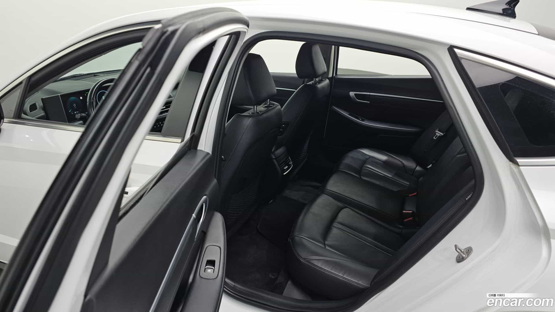 Sonata Hyundai 2023.6-OPTION-017