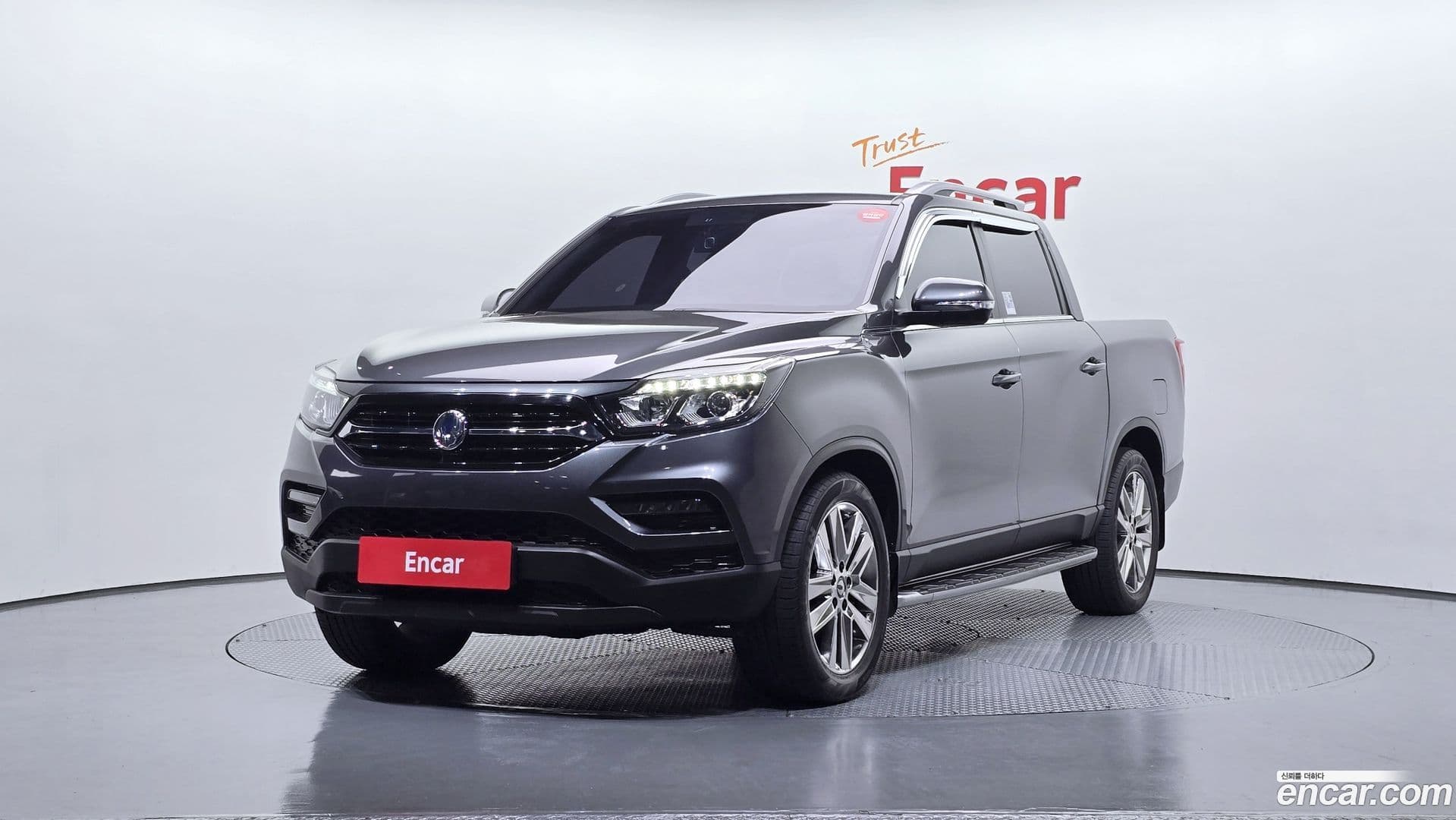 Main__Slider__Photo:Rexton KG Mobility 2020.9-0