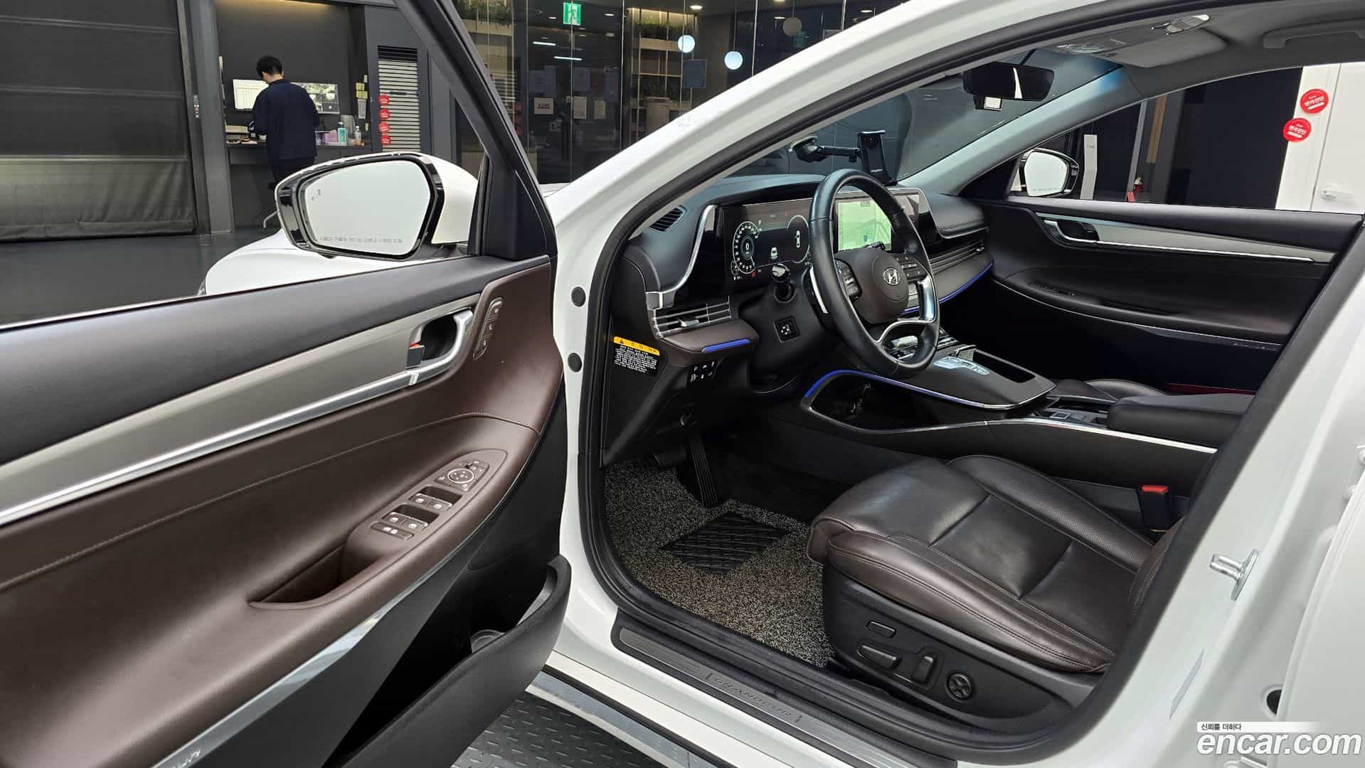 Grandeur Hyundai 2020.1-OPTION-015