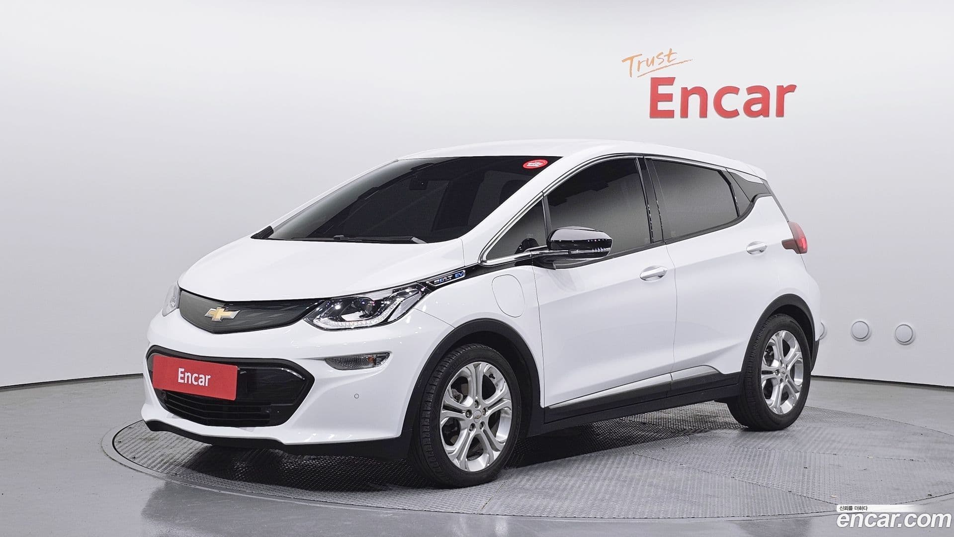 Main__Slider__Photo:Bolt EV Chevrolet 2019.10-0