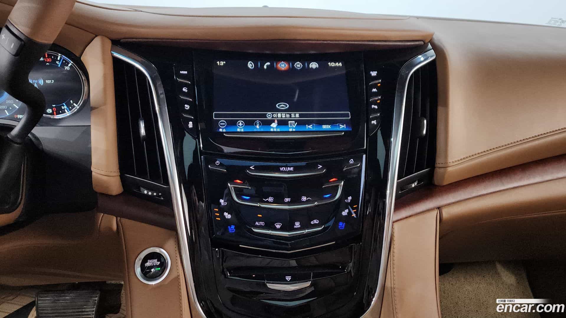 Escalade Cadillac 2017.6-OPTION-018