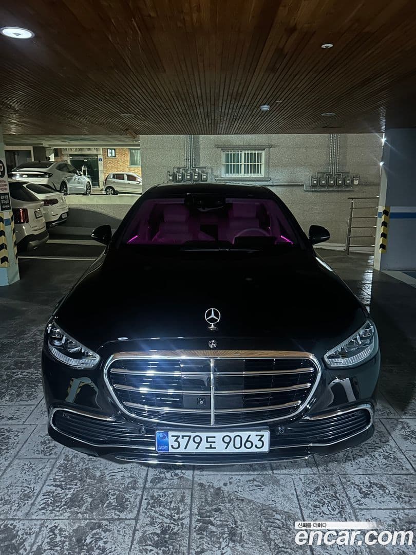 Main__Slider__Photo:S-Class Mercedes-Benz 2021.4-0