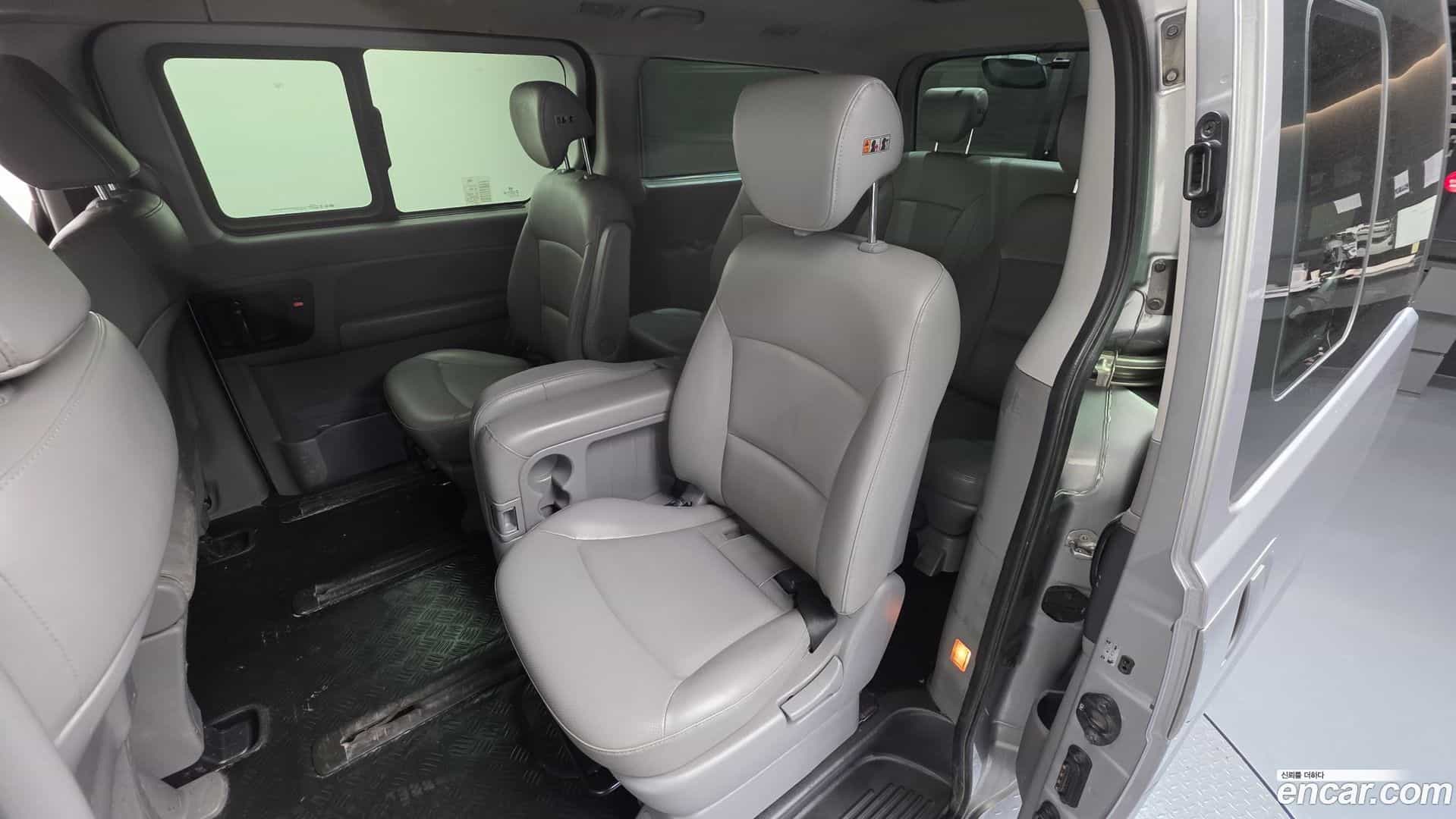 Starex Hyundai 2020.11-OPTION-022