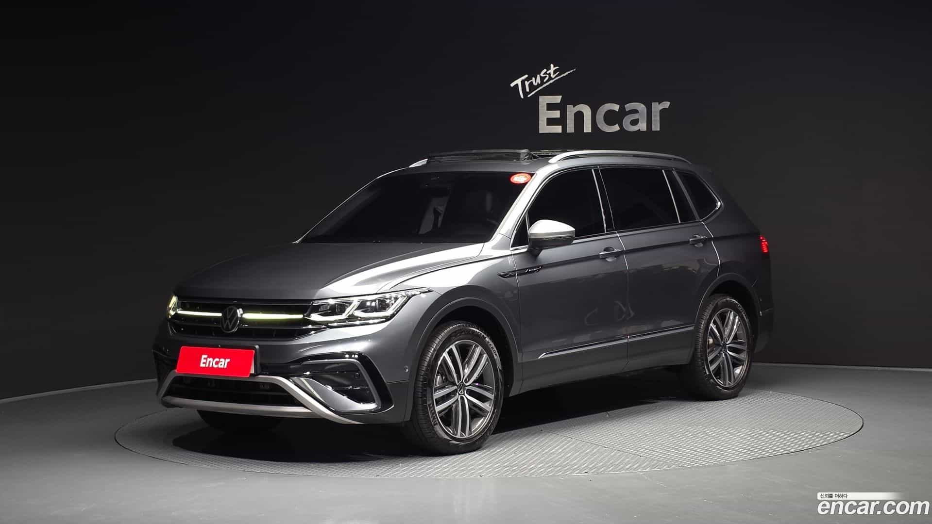 Tiguan Volkswagen 2023.1-OUTER-001