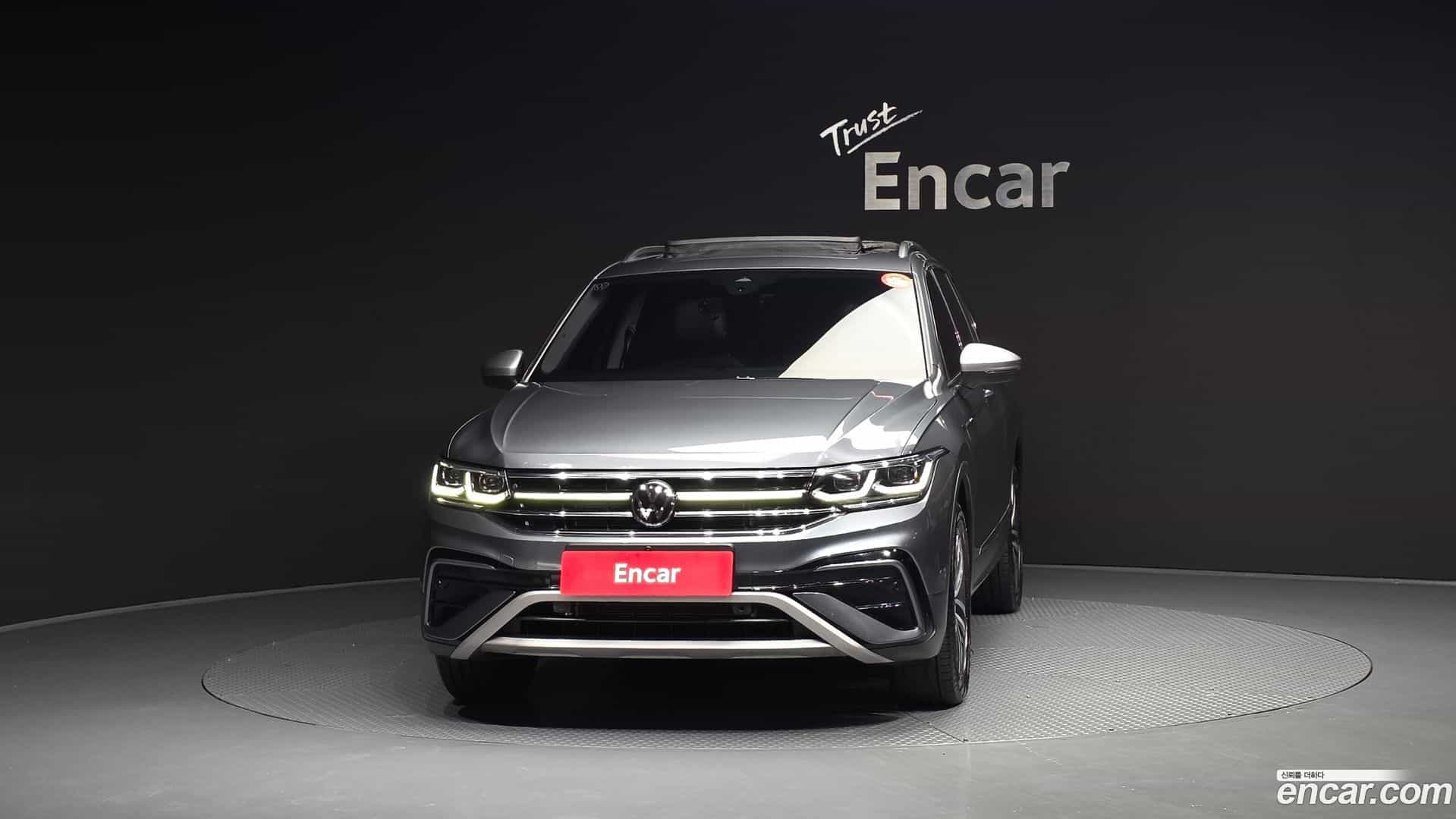 Tiguan Volkswagen 2023.1-OUTER-003