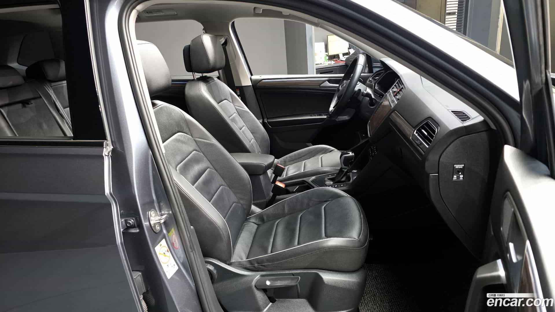Tiguan Volkswagen 2023.1-OPTION-015