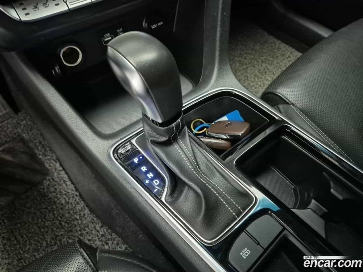 Sonata Hyundai 2018.0-INNER-008