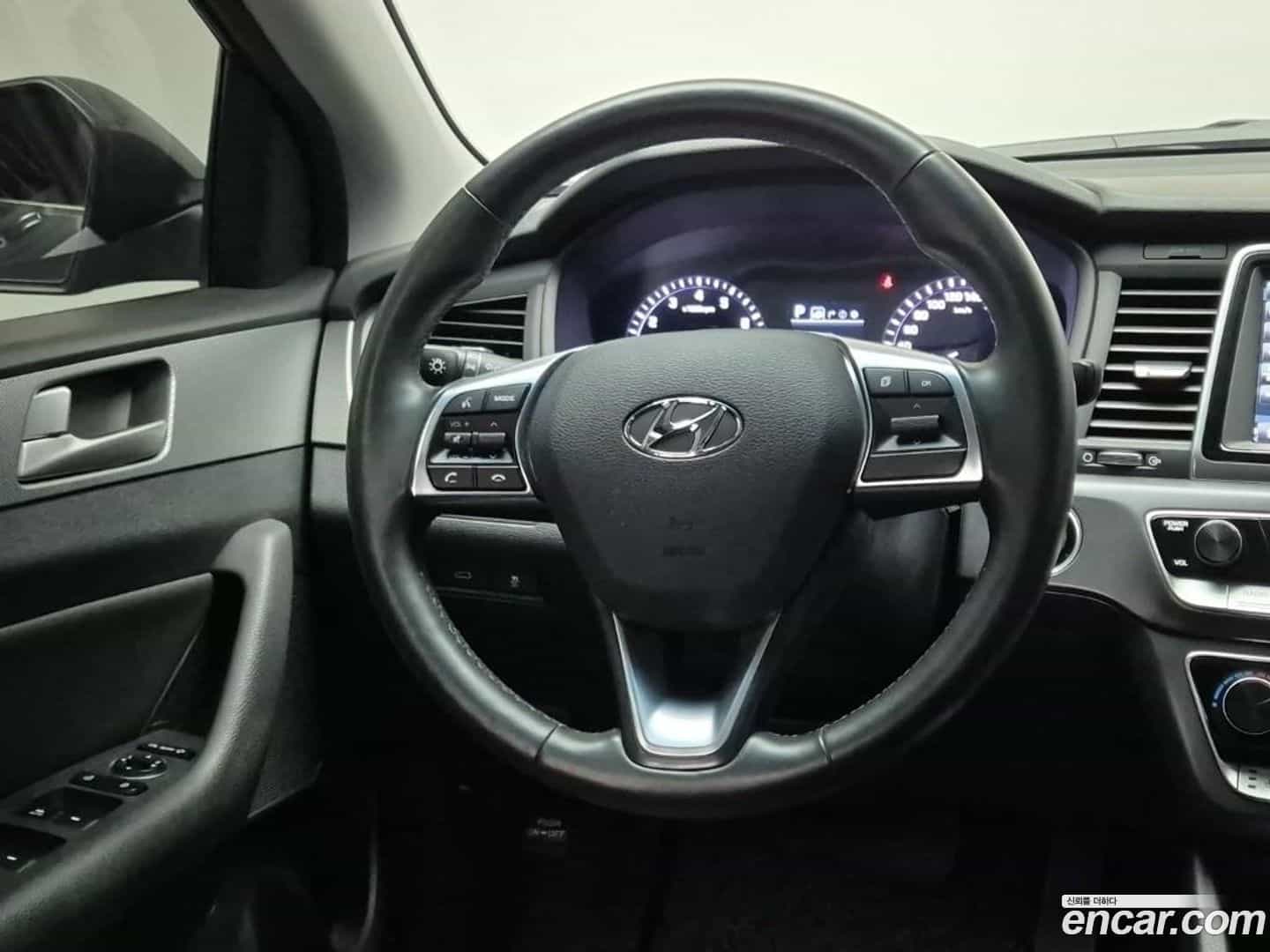 Sonata Hyundai 2018.0-INNER-009