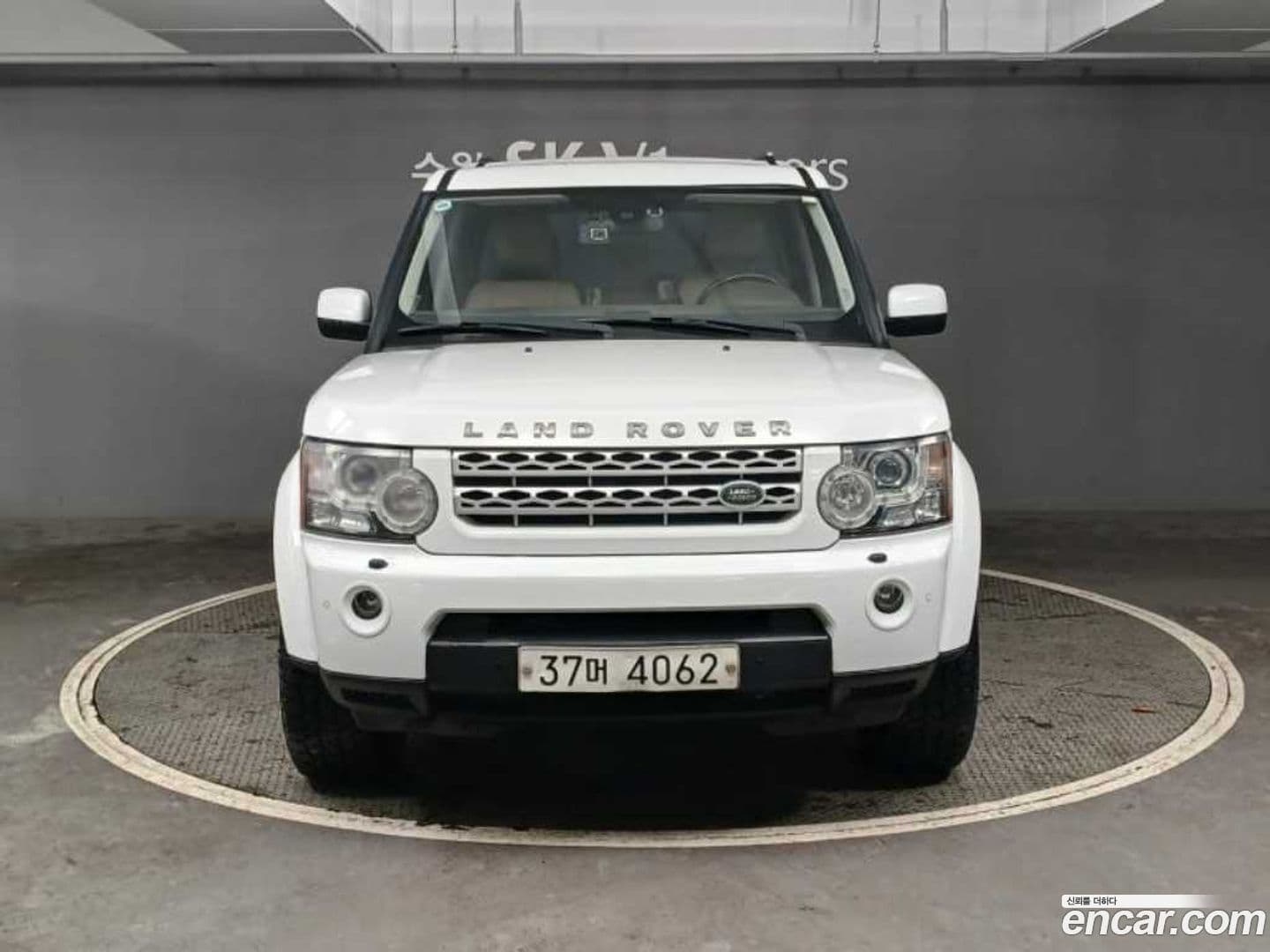 Main__Slider__Photo:Discovery Land Rover 2013.9-0