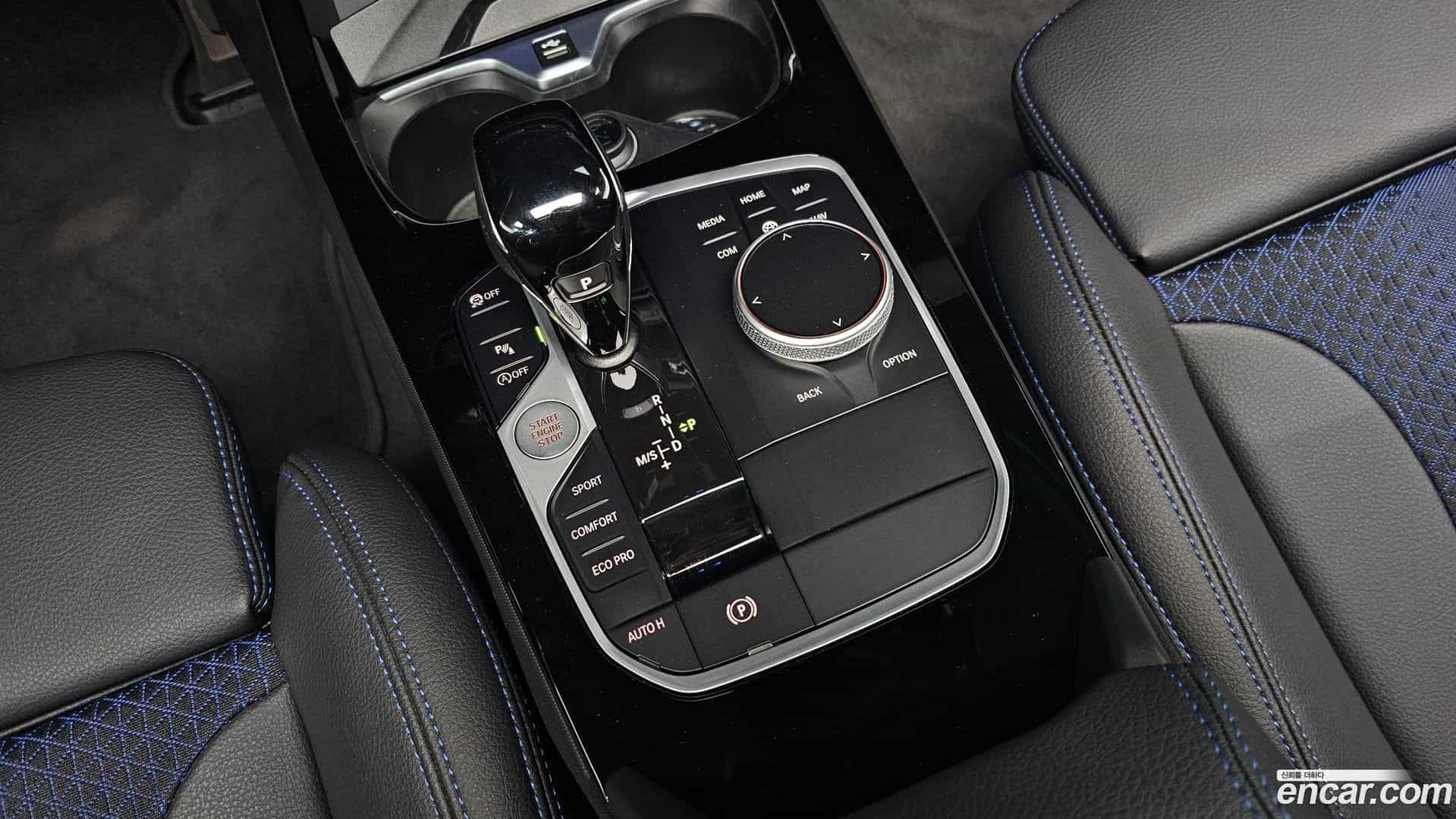 1-Series BMW 2024.11-INNER-009