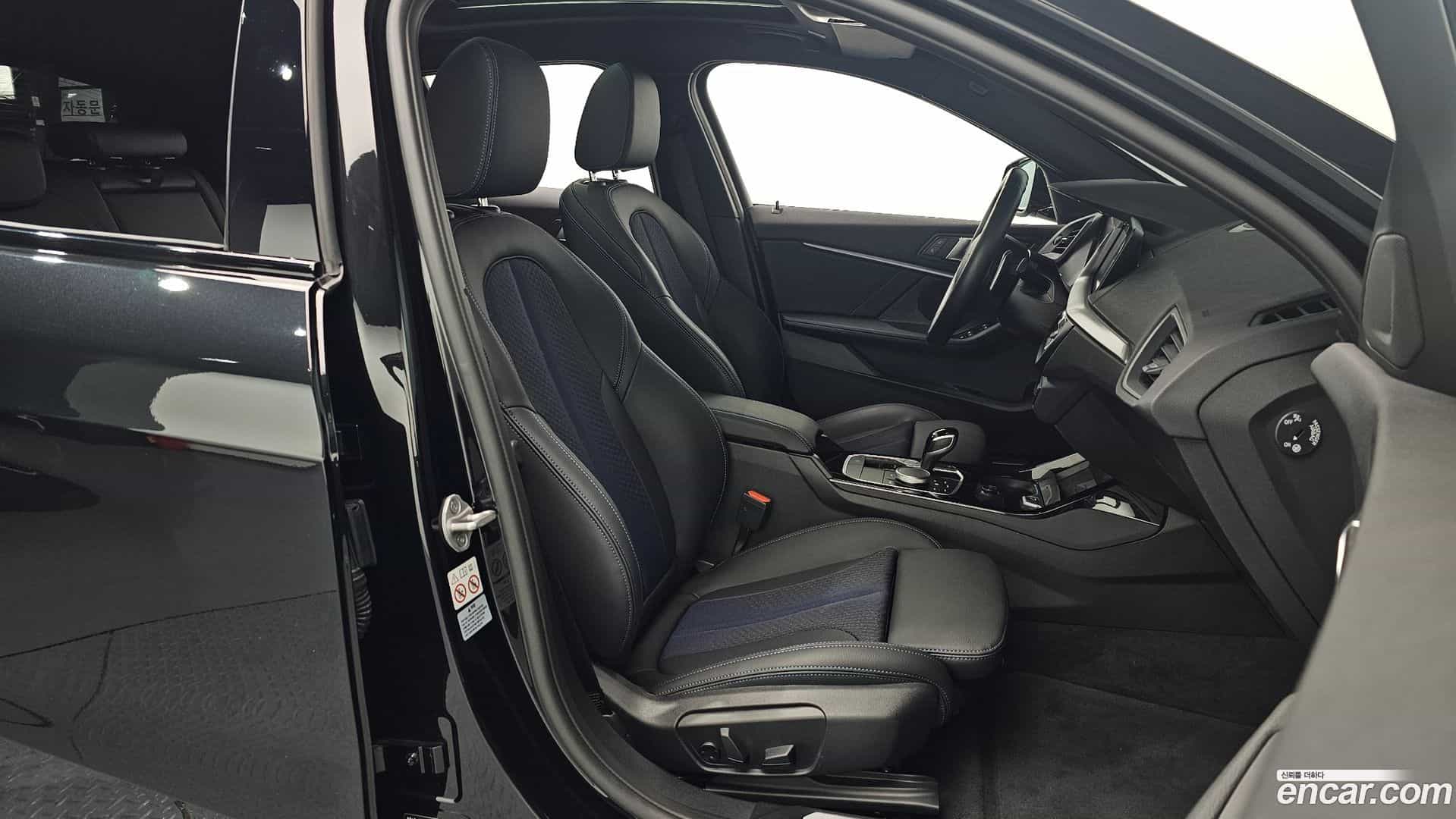 1-Series BMW 2024.11-INNER-010