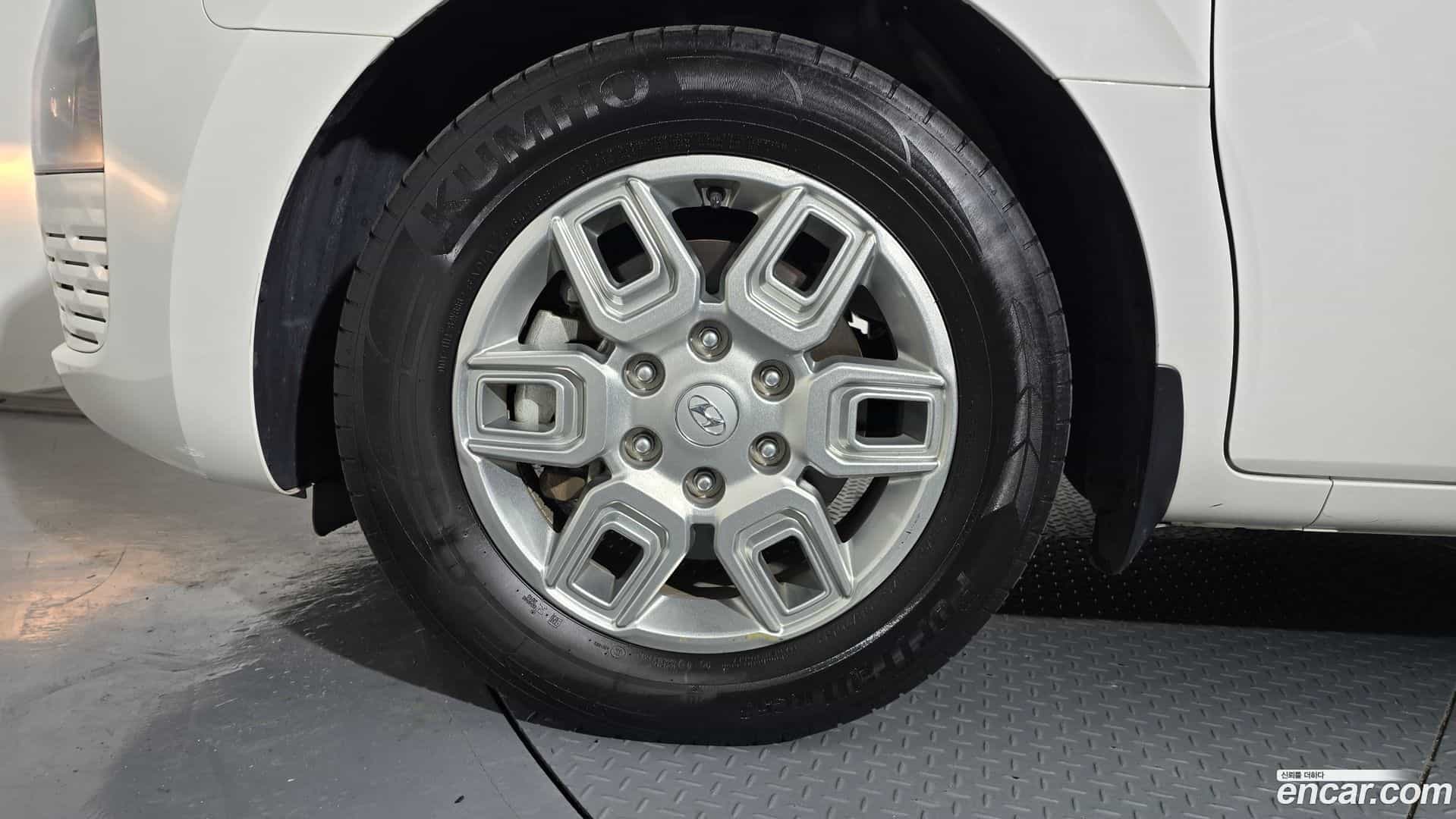 Staria Hyundai 2023.3-OUTER-005