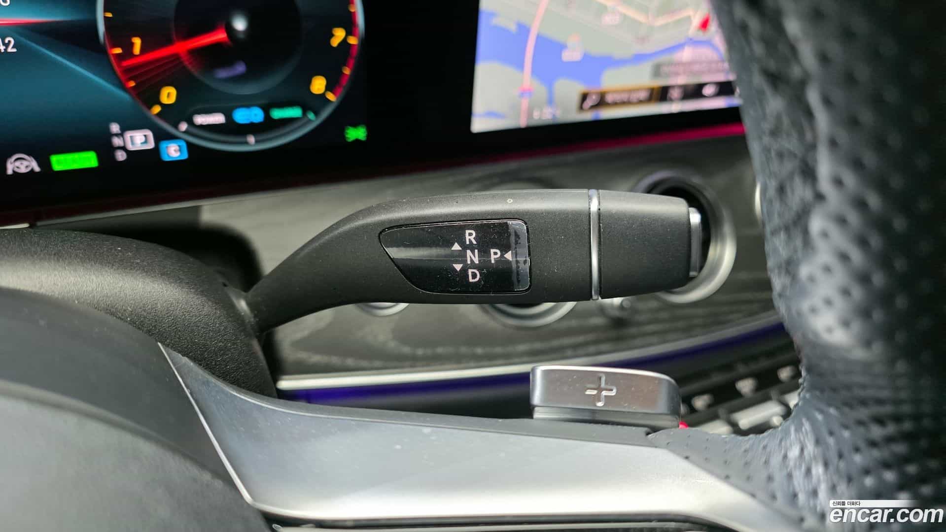 E-Class Mercedes-Benz 2021.1-INNER-009