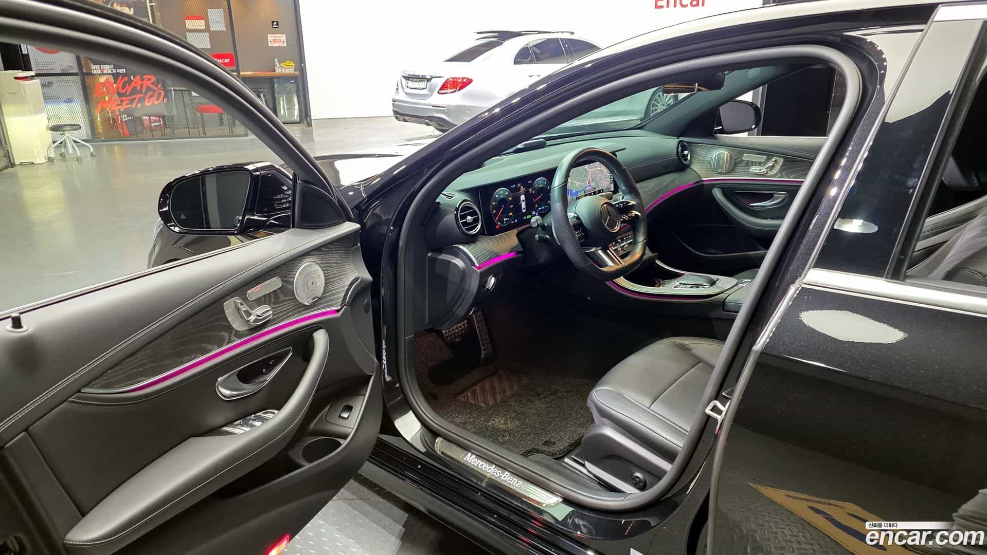 E-Class Mercedes-Benz 2021.1-INNER-010