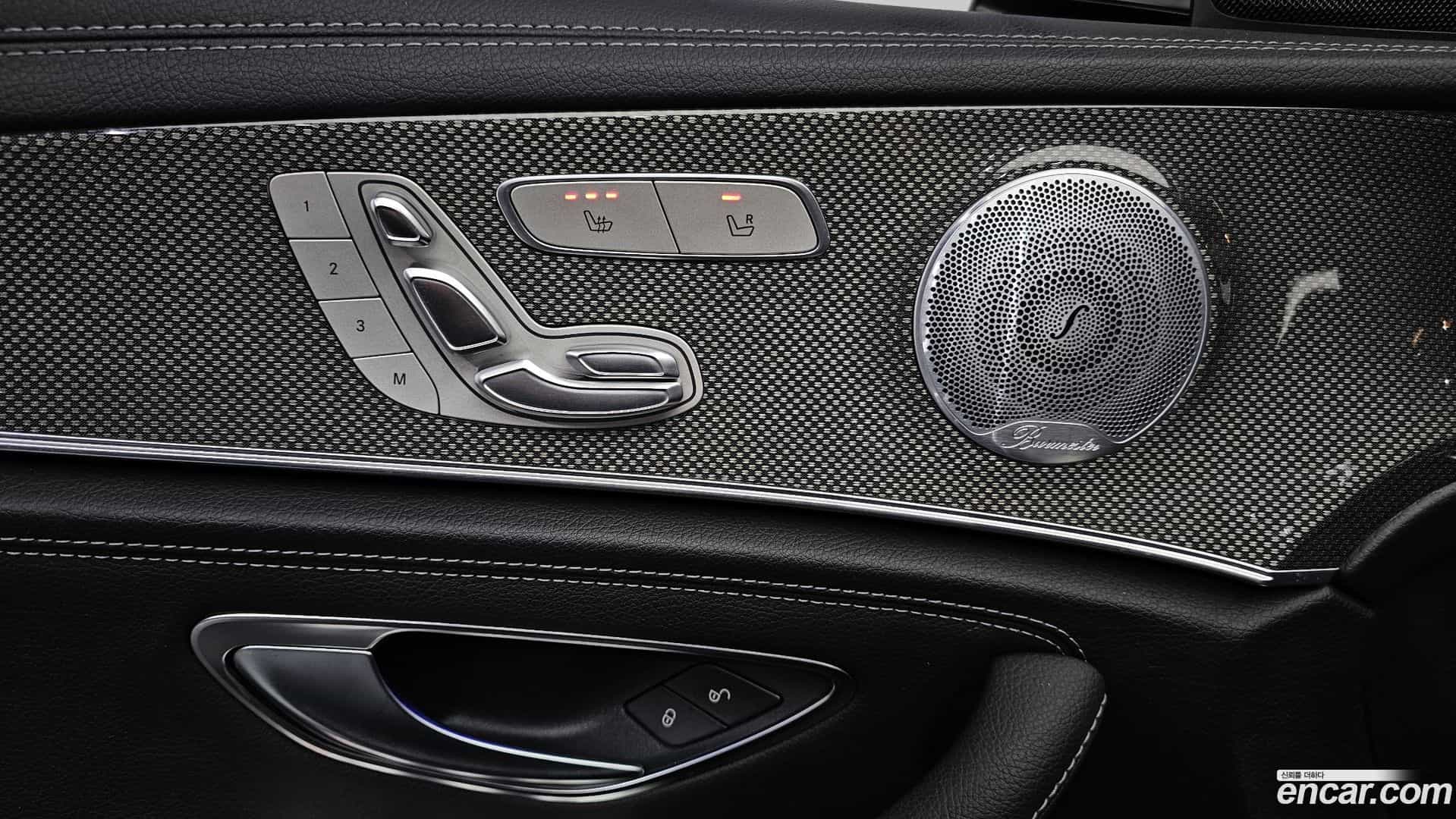 E-Class Mercedes-Benz 2020.11-OPTION-018