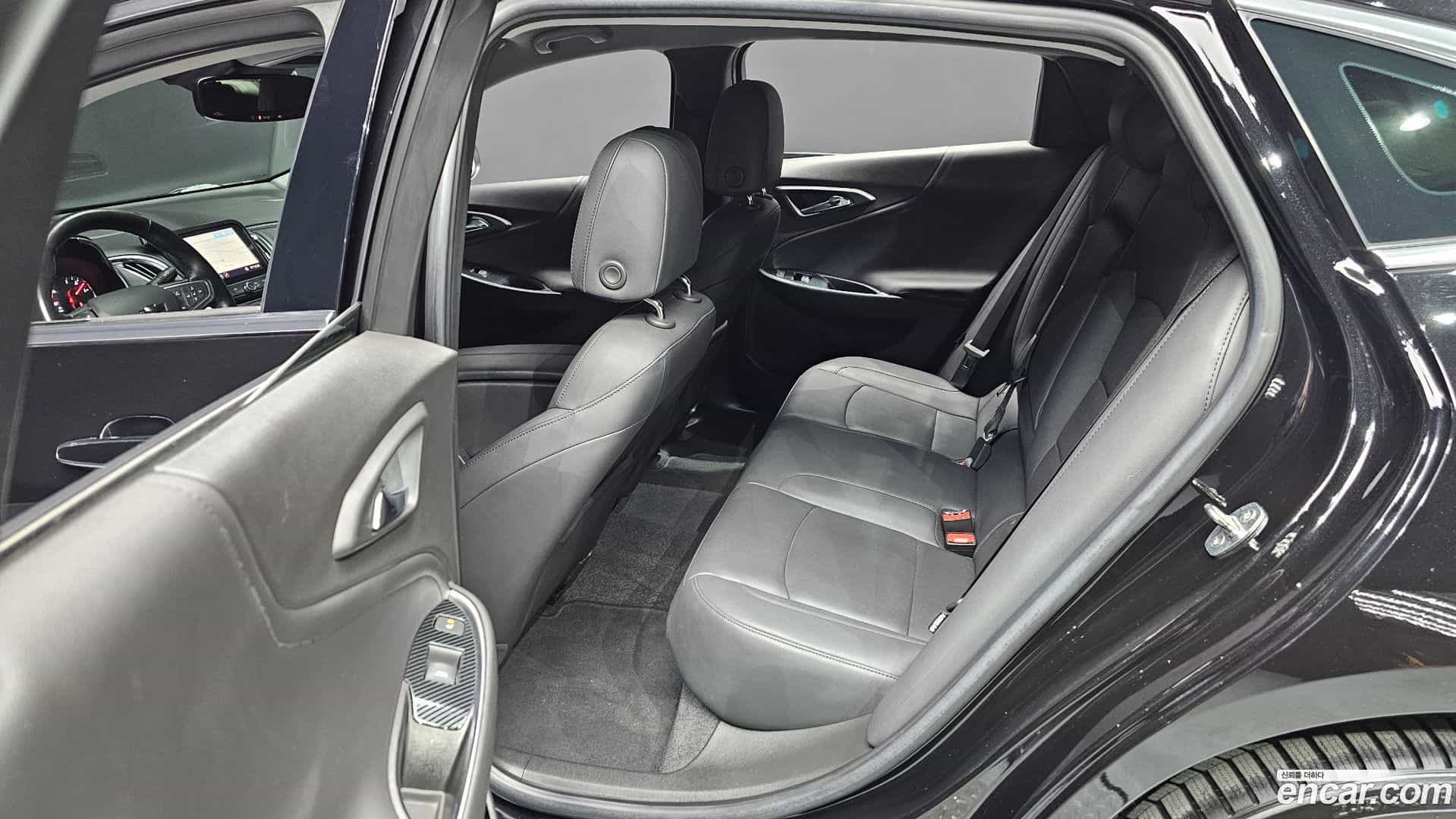 Malibu Chevrolet 2020.6-OPTION-017