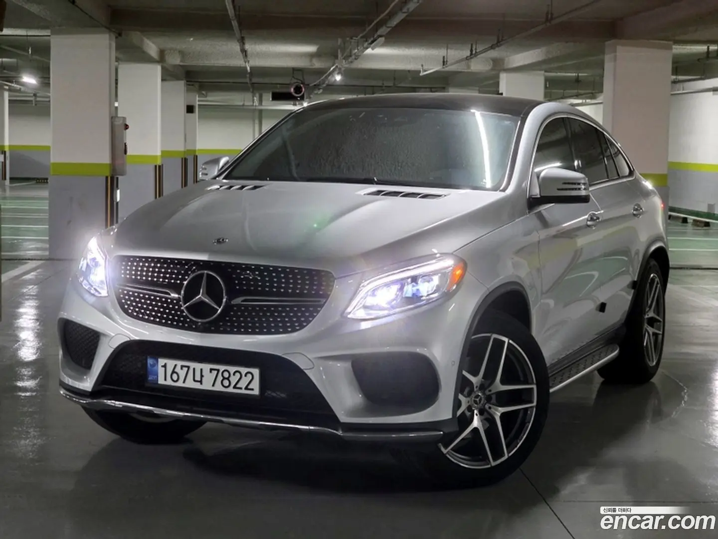 Main__Slider__Photo:GLE-Class Mercedes-Benz 2018.2-0
