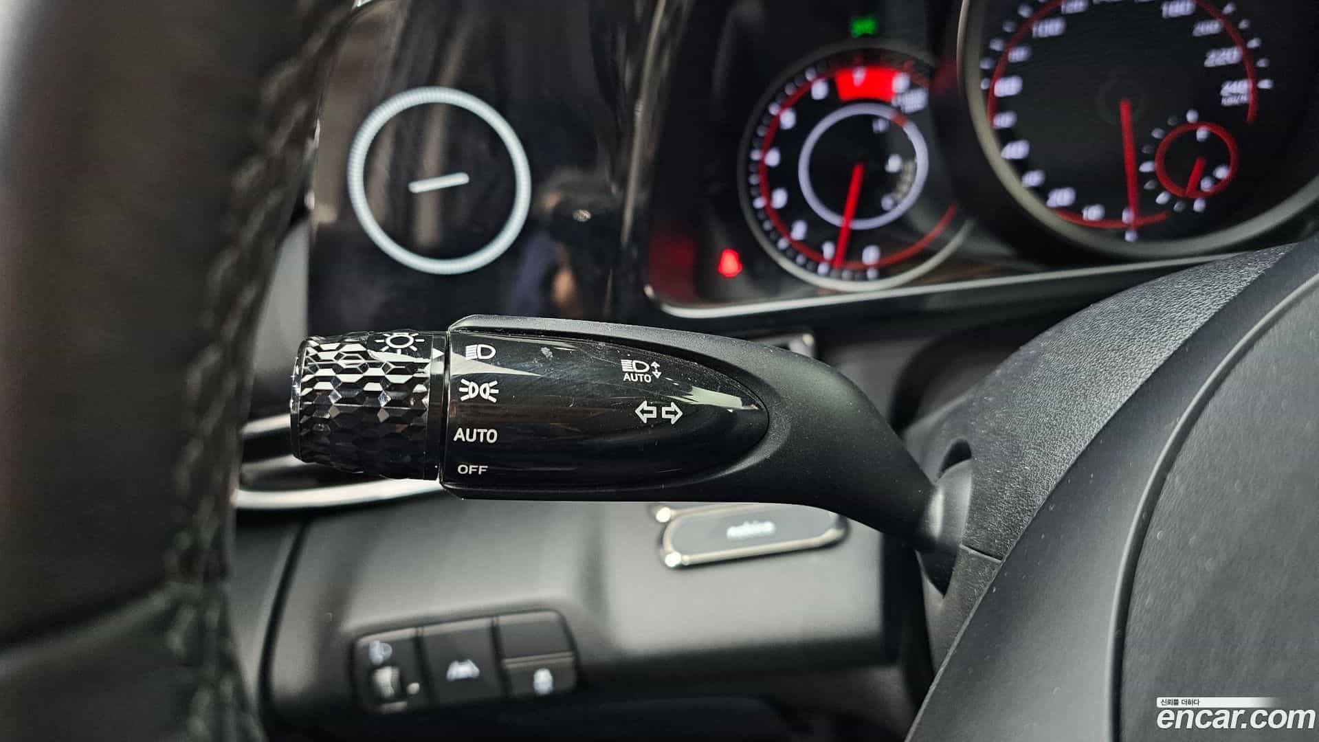 AVANTE Hyundai 2021.11-OPTION-022