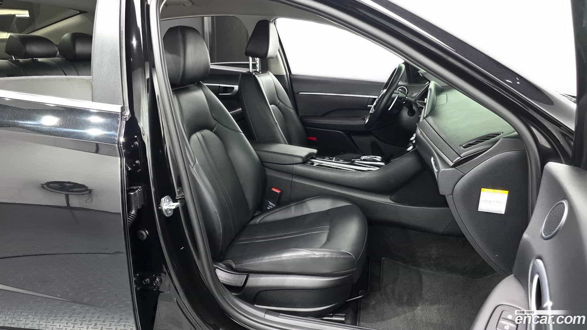 Sonata Hyundai 2021.2-INNER-010