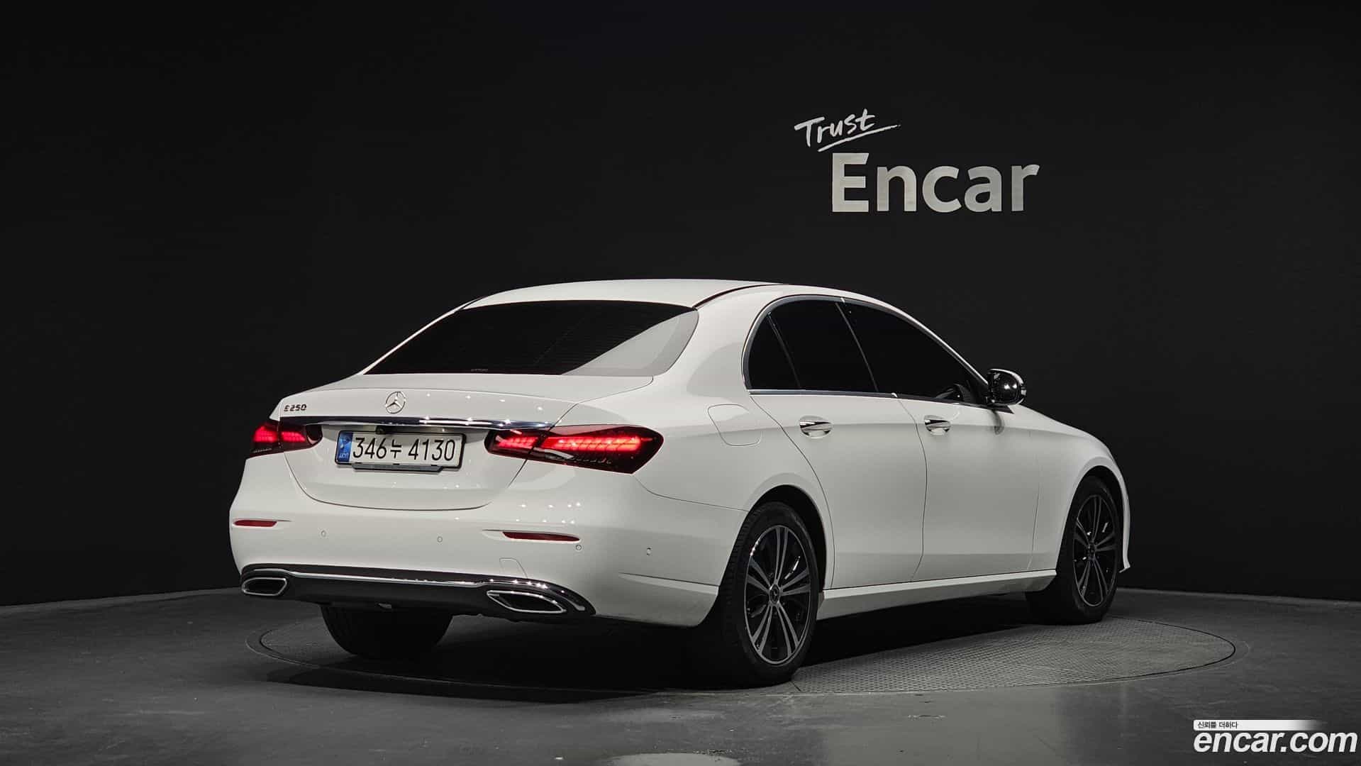 E-Class Mercedes-Benz 2021.0-OUTER-002