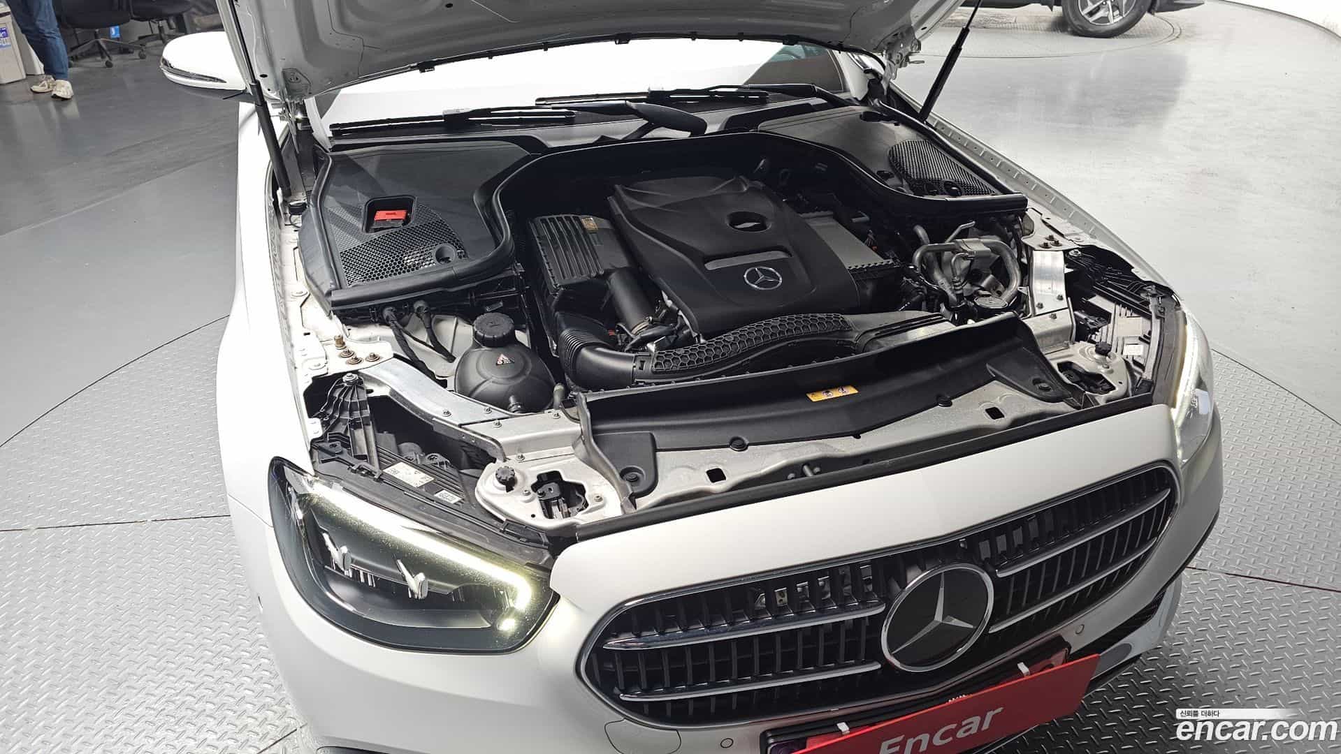 E-Class Mercedes-Benz 2021.0-OUTER-006