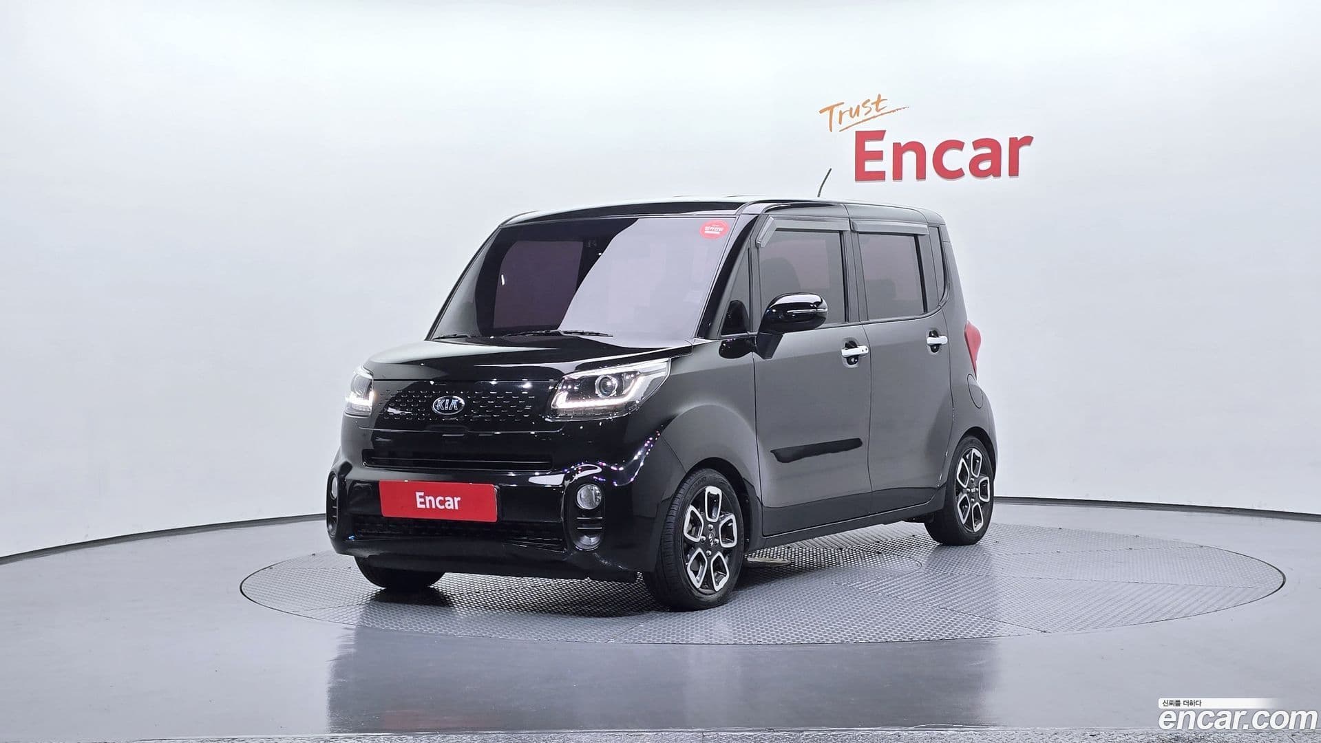 Main__Slider__Photo:RAY Kia 2018.9-0