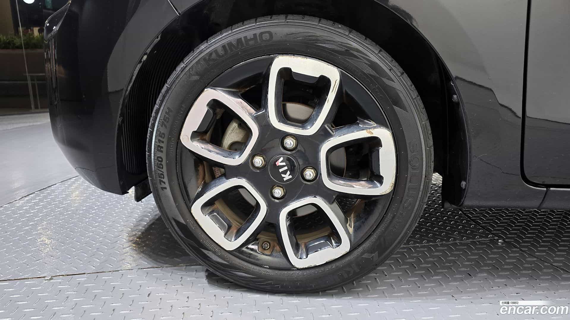 RAY Kia 2018.9-OUTER-005