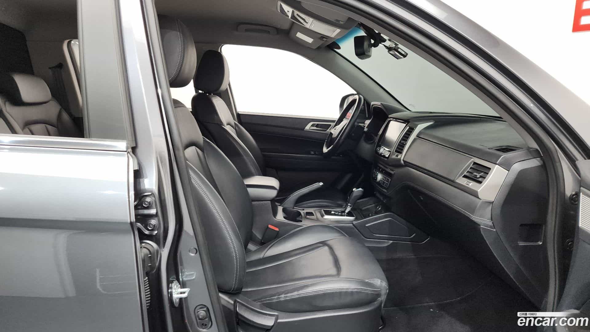 Rexton KG Mobility 2018.7-OPTION-015