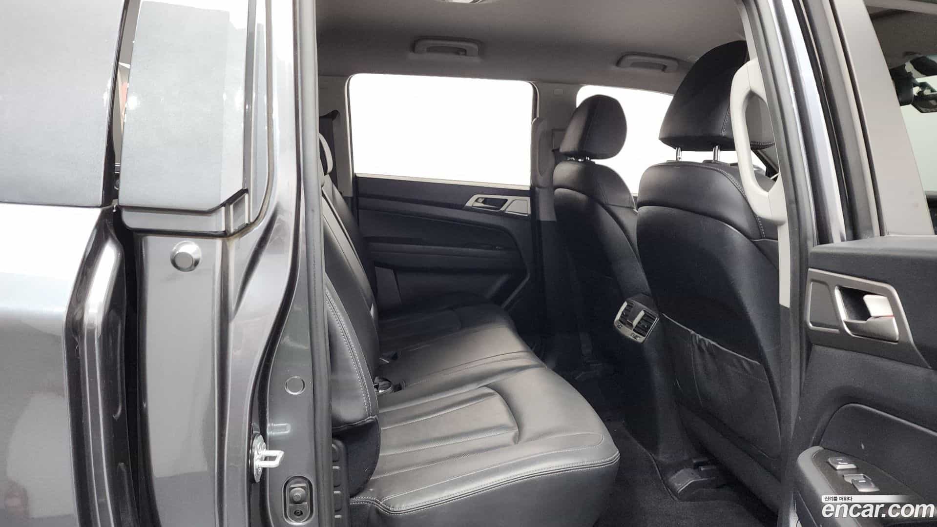 Rexton KG Mobility 2018.7-OPTION-016