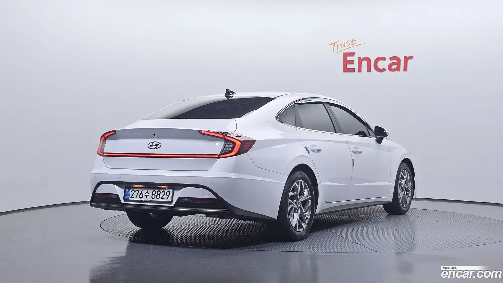 Main__Slider__Photo:Sonata Hyundai 2022.3-1