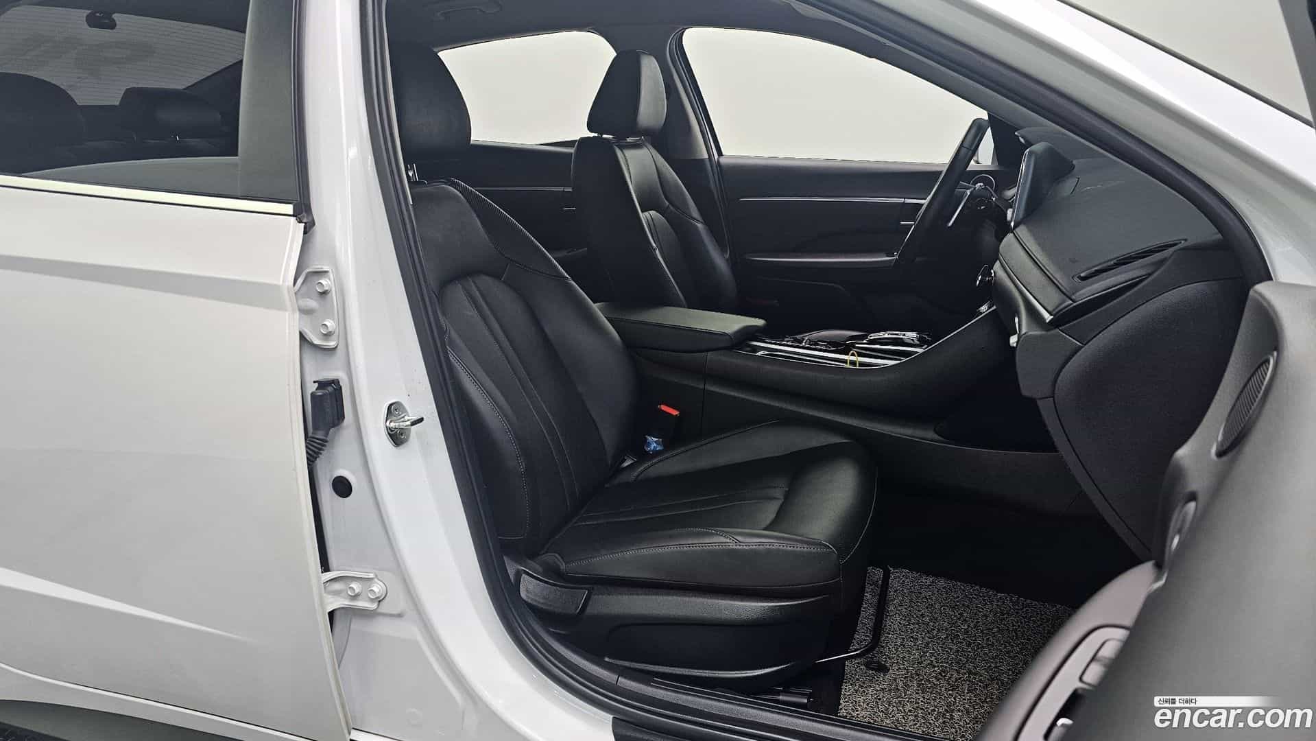 Sonata Hyundai 2022.3-INNER-010