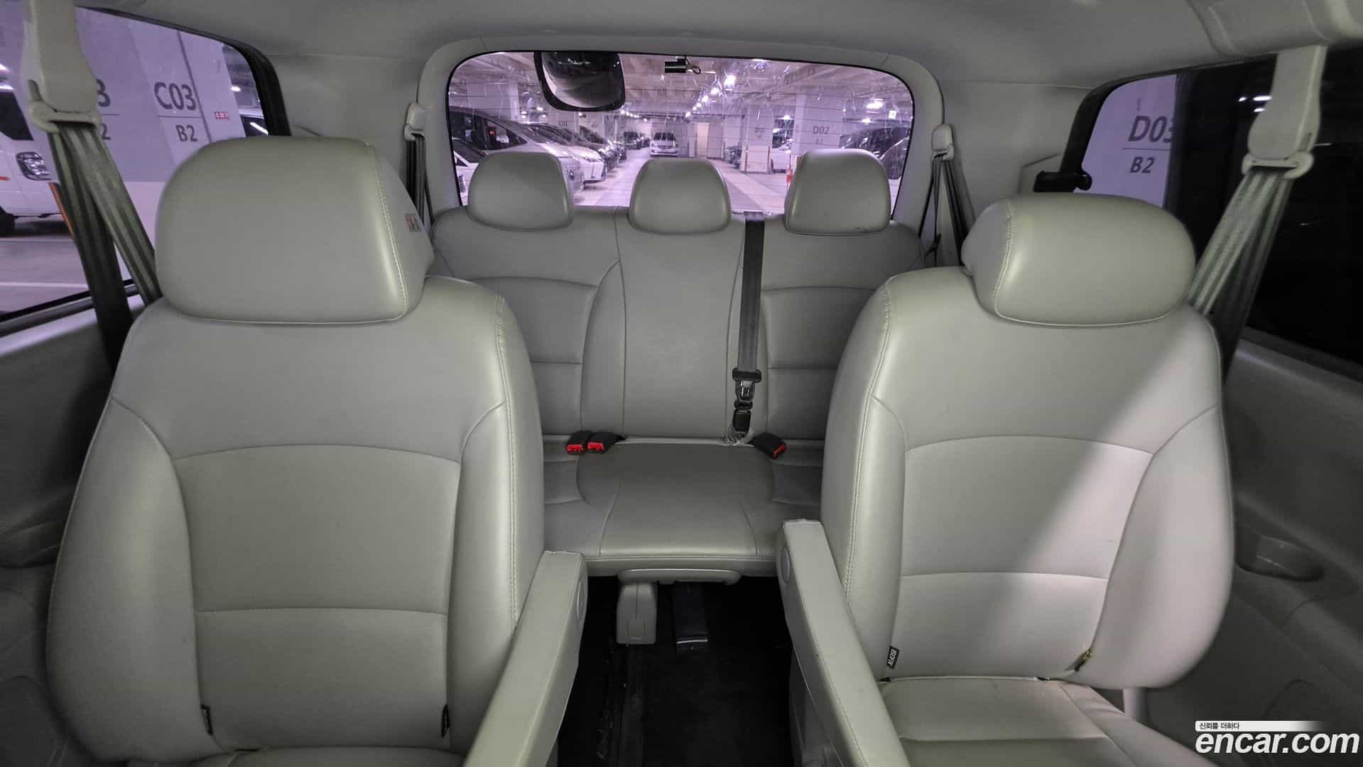 Starex Hyundai 2019.2-OPTION-019