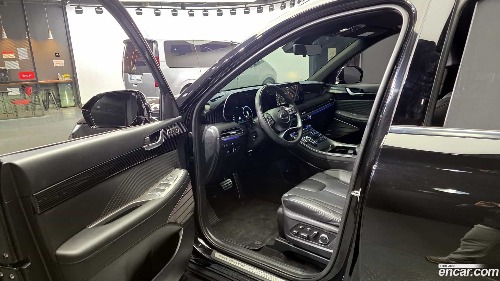 Palisade Hyundai 2023.0-INNER-010