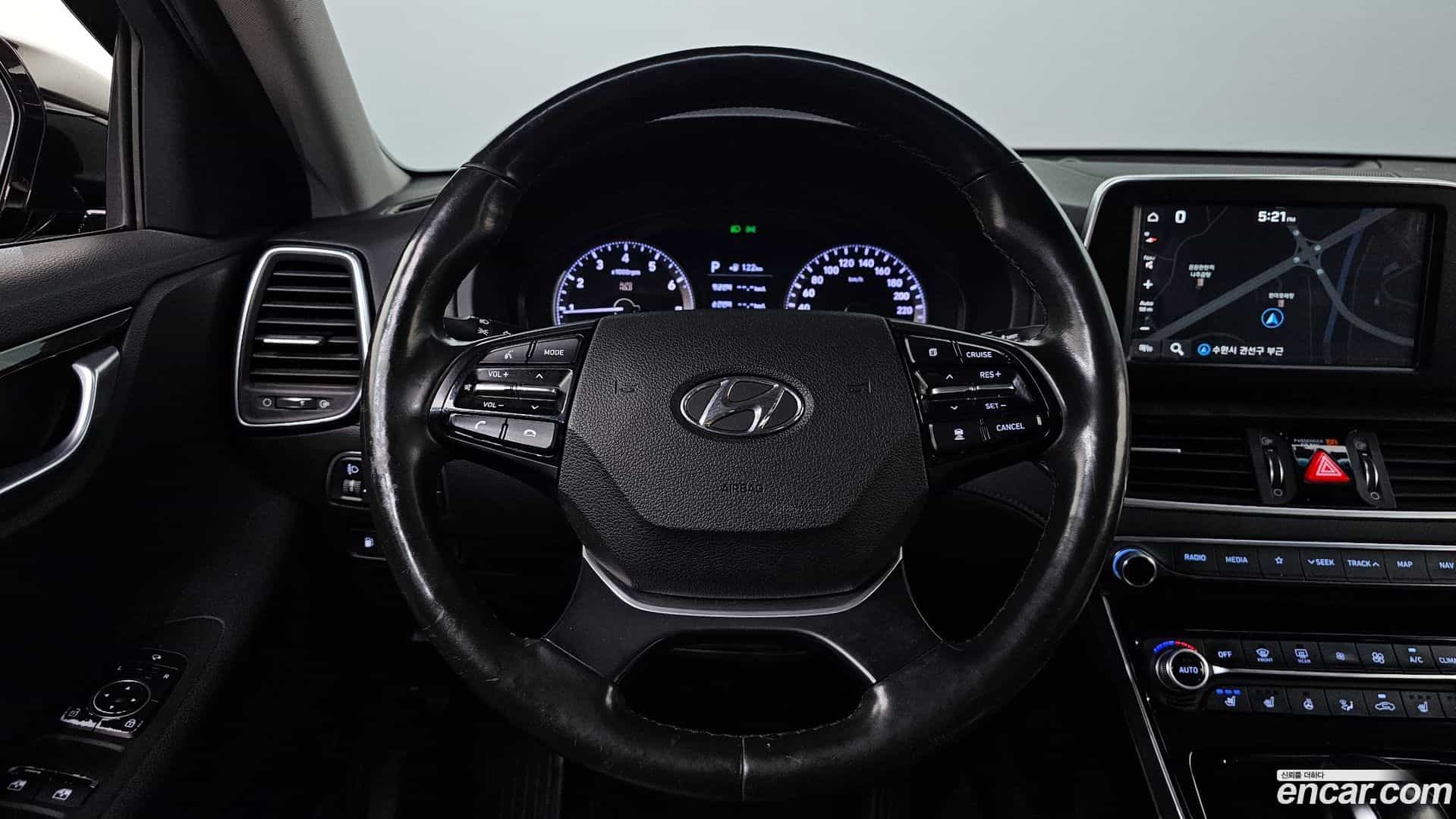 Grandeur Hyundai 2019.4-OPTION-017