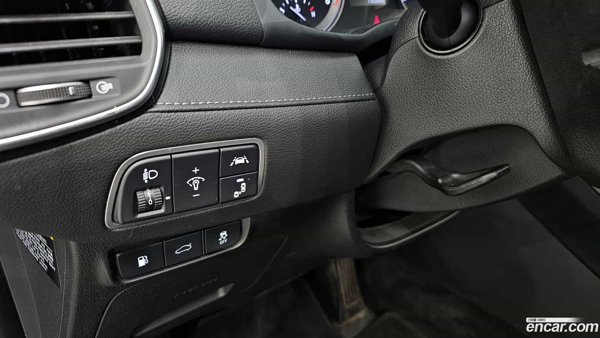 Grandeur Hyundai 2019.4-OPTION-018