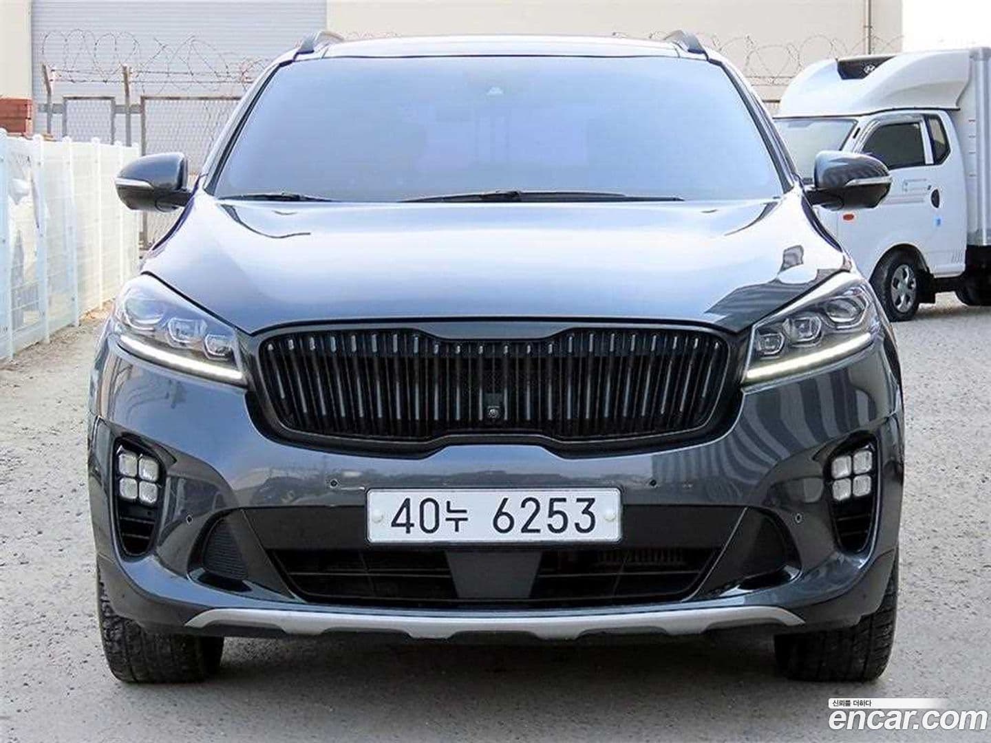Main__Slider__Photo:Sorento Kia 2018.6-0