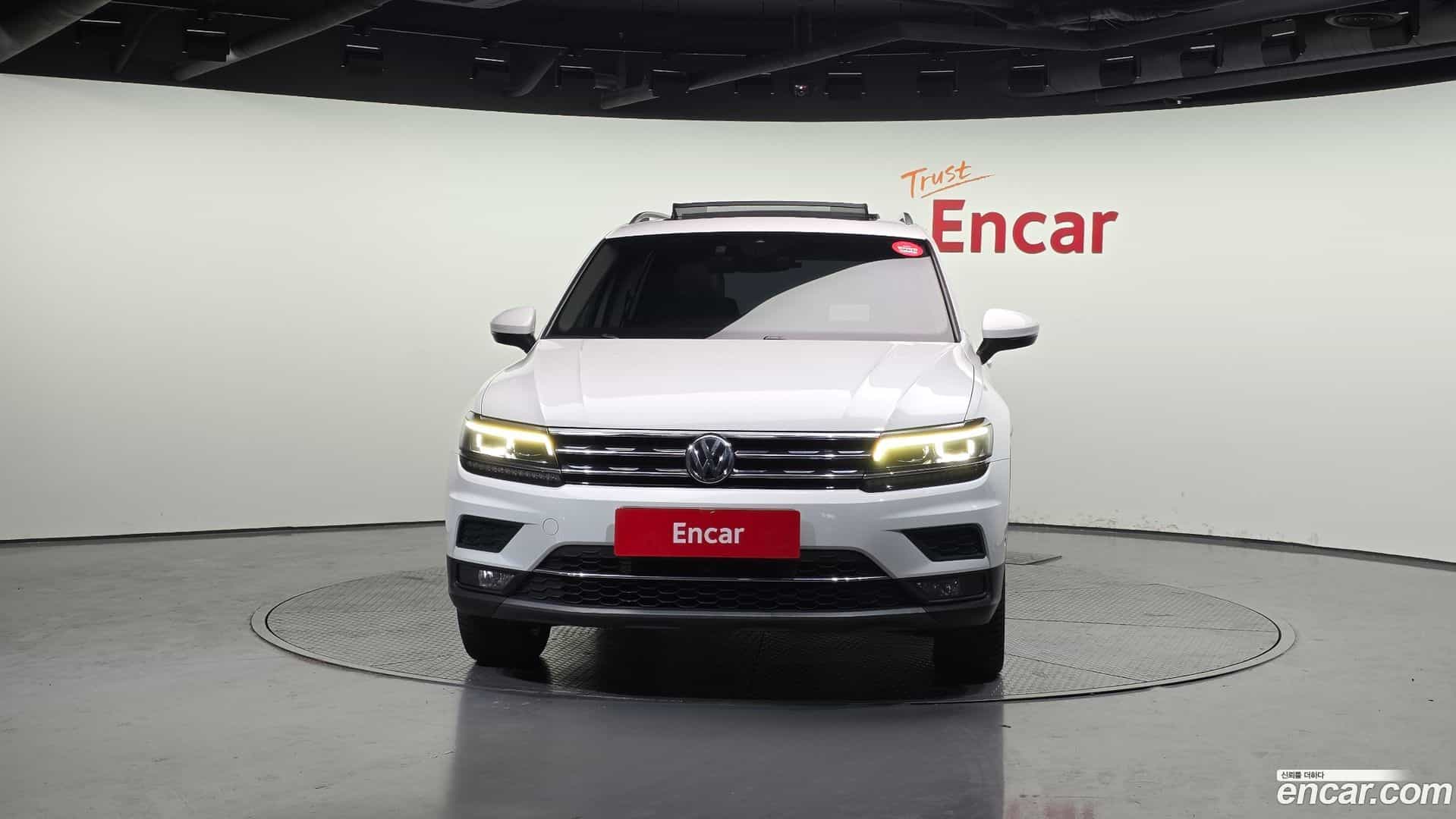 Tiguan Volkswagen 2020.6-OUTER-003