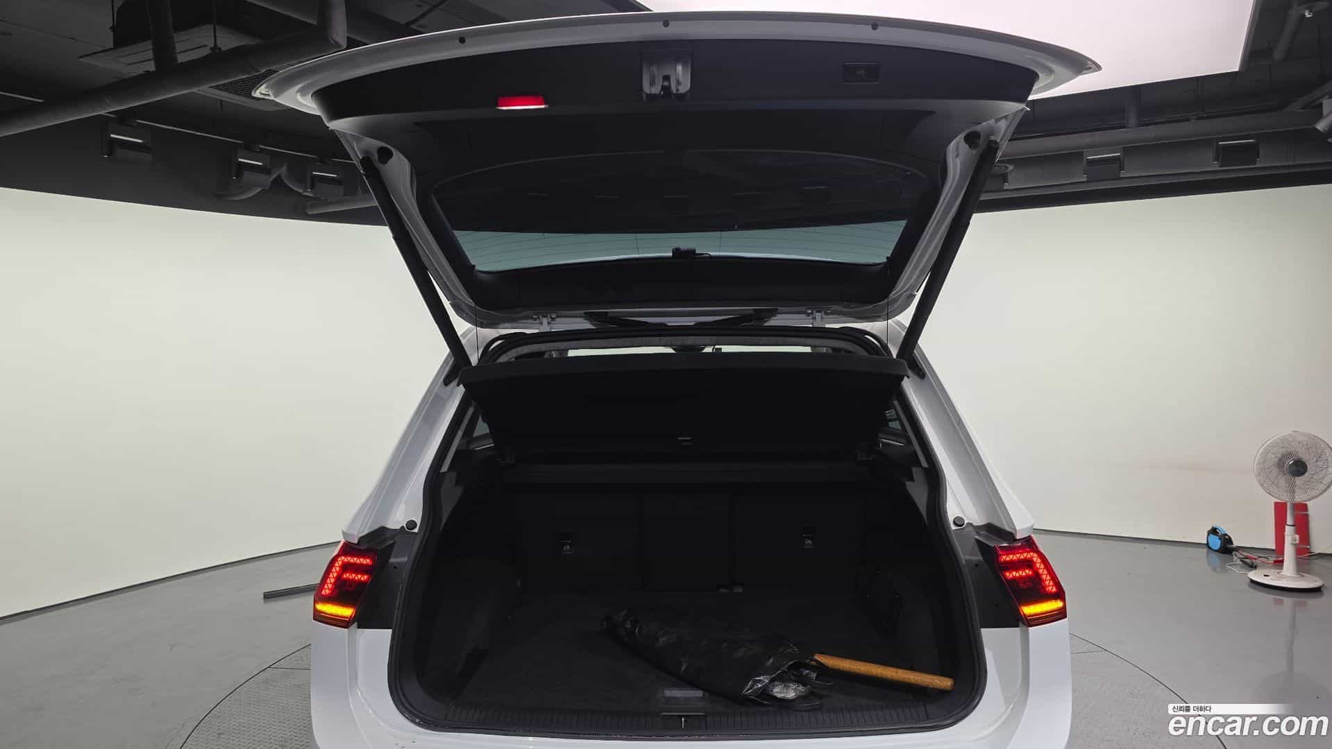 Tiguan Volkswagen 2020.6-OPTION-024