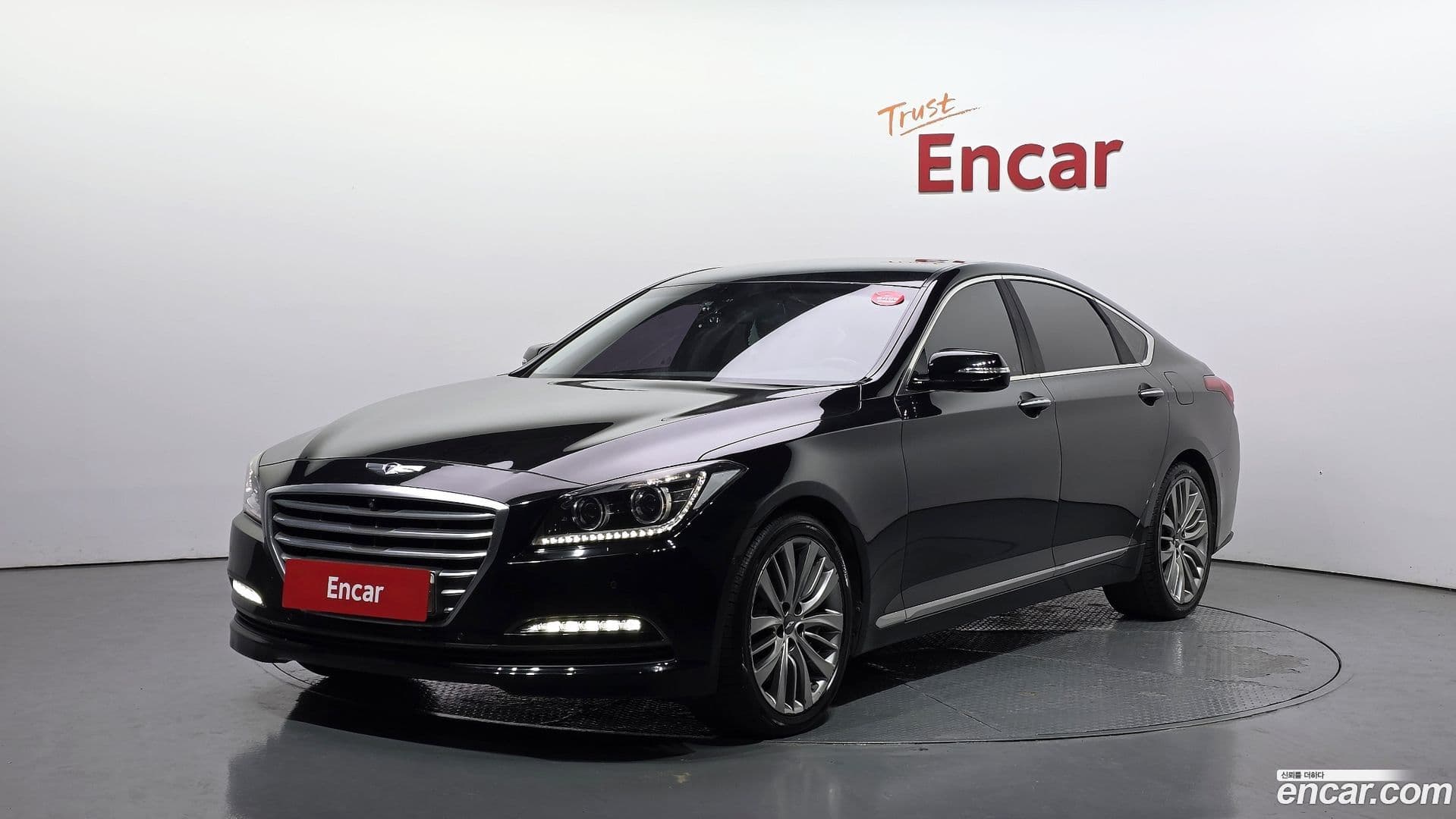 Main__Slider__Photo:Genesis Hyundai 2015.6-0