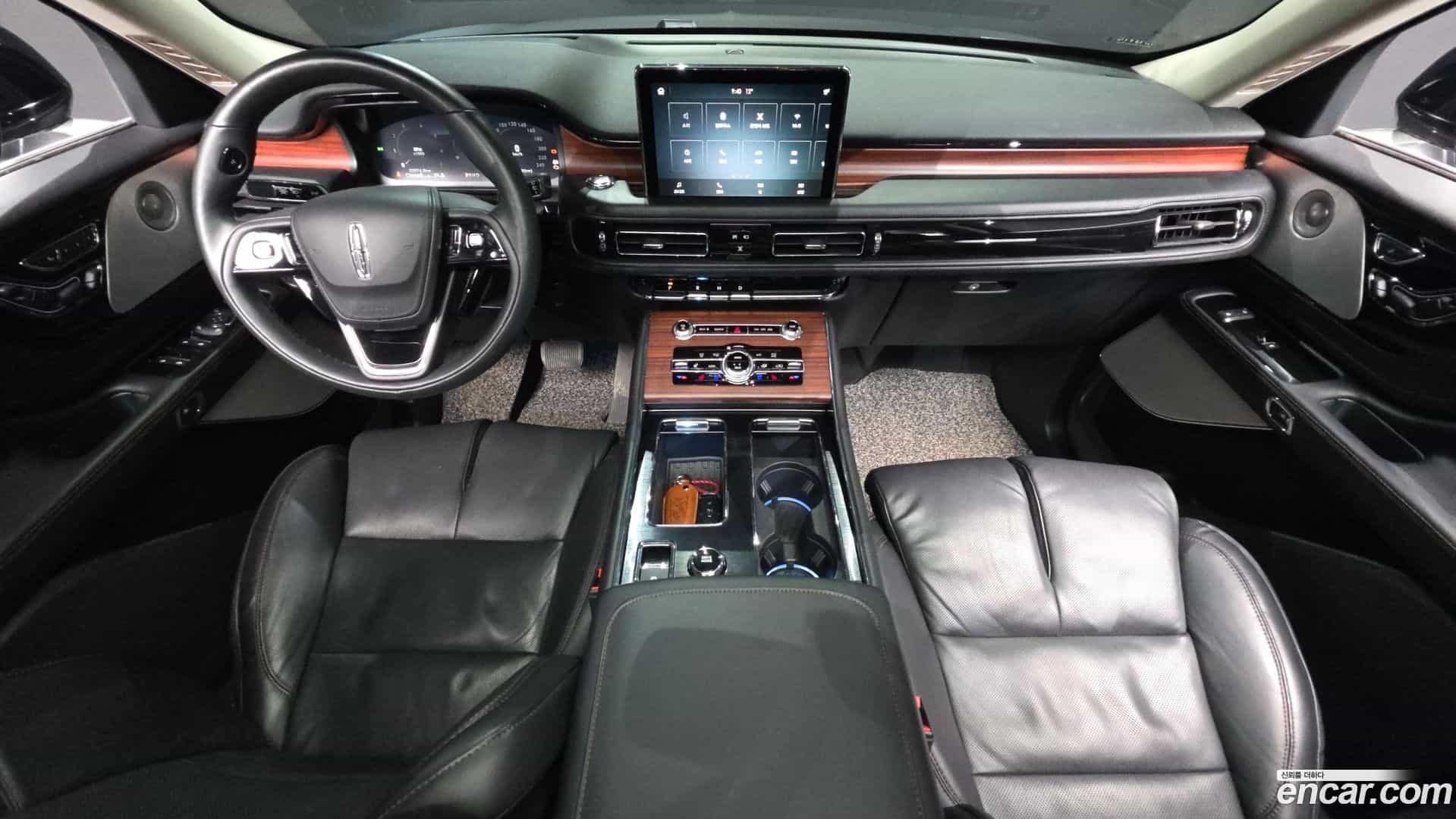 Aviator Lincoln 2021.8-INNER-007