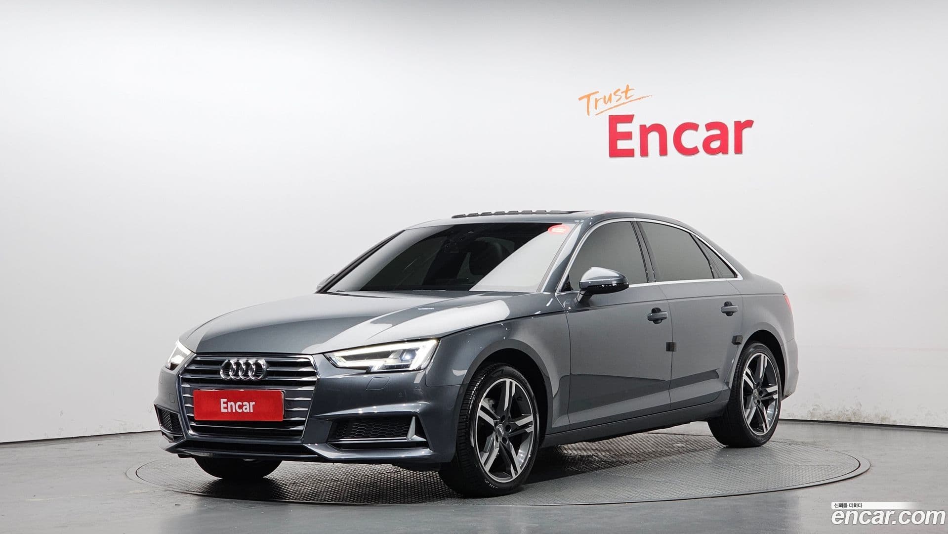 Main__Slider__Photo:A4 Audi 2019.11-0