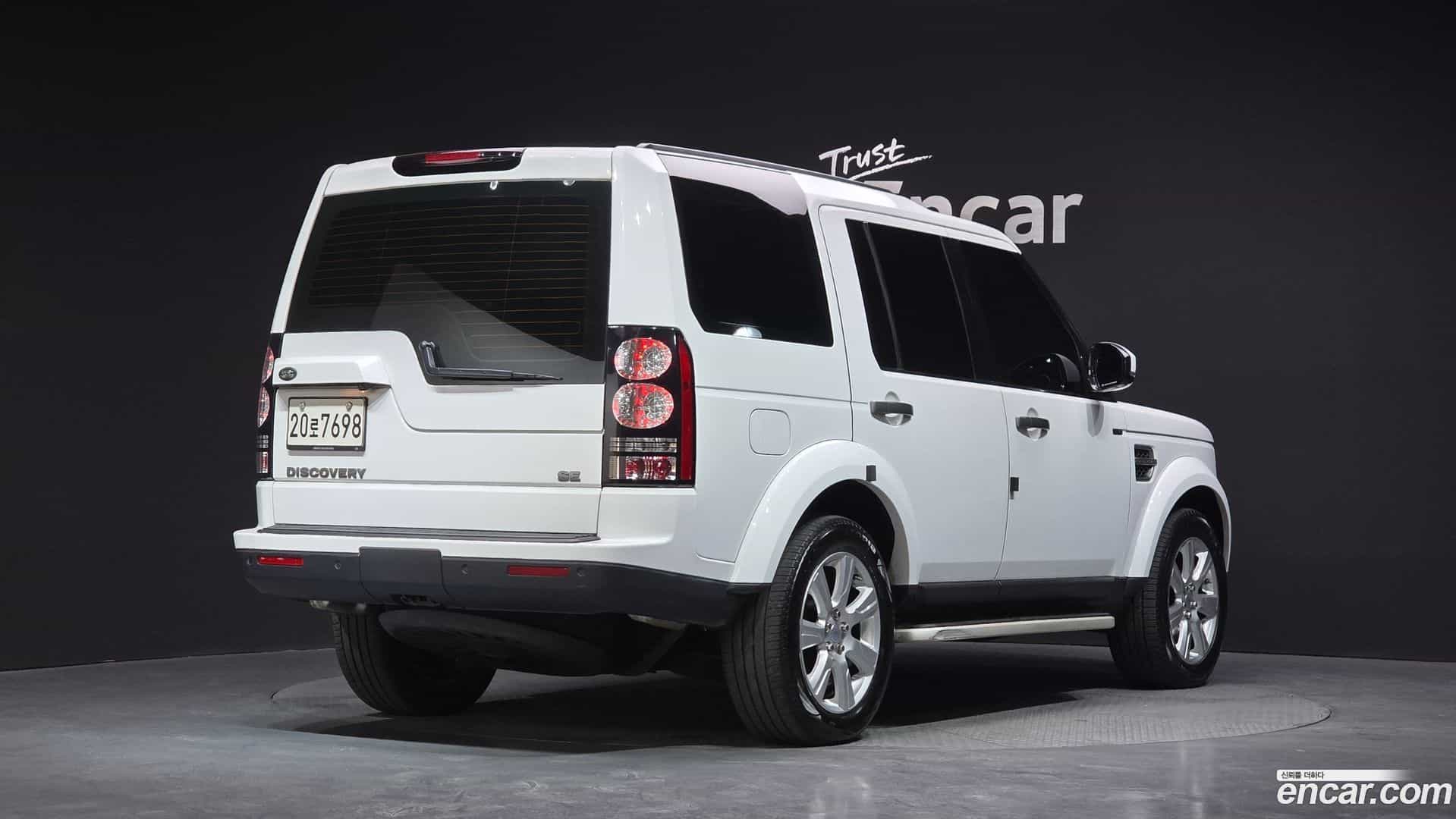 Discovery Land Rover 2015.11-OUTER-002