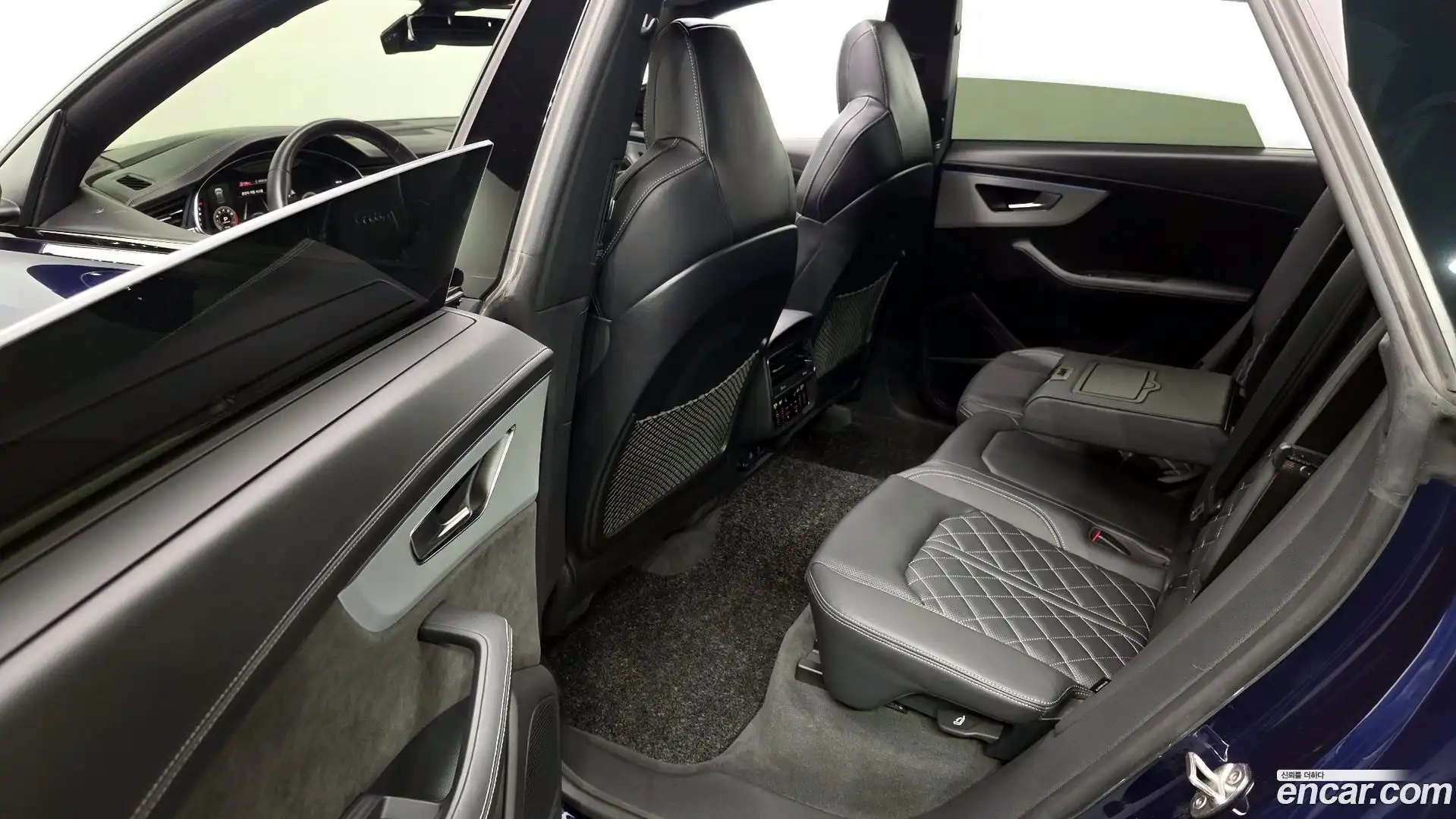 Q8 Audi 2022.9-OPTION-015