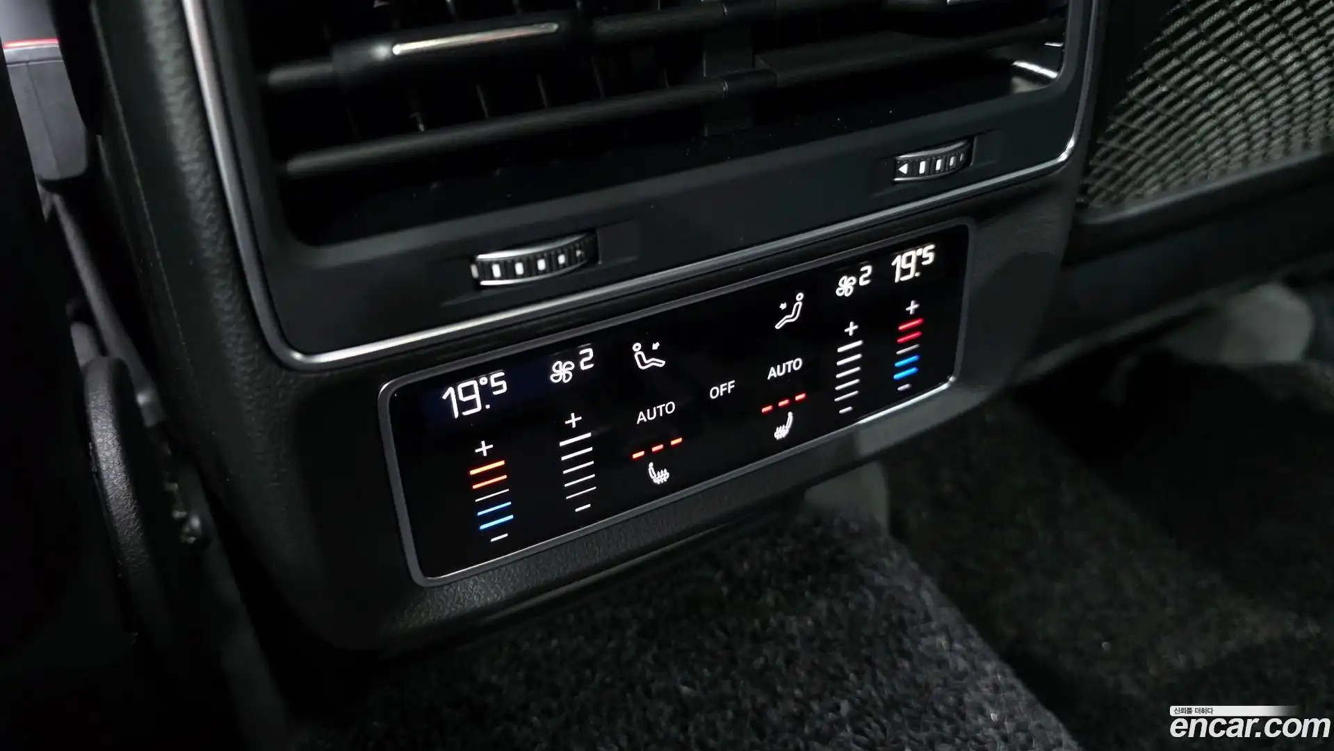 Q8 Audi 2022.9-OPTION-023