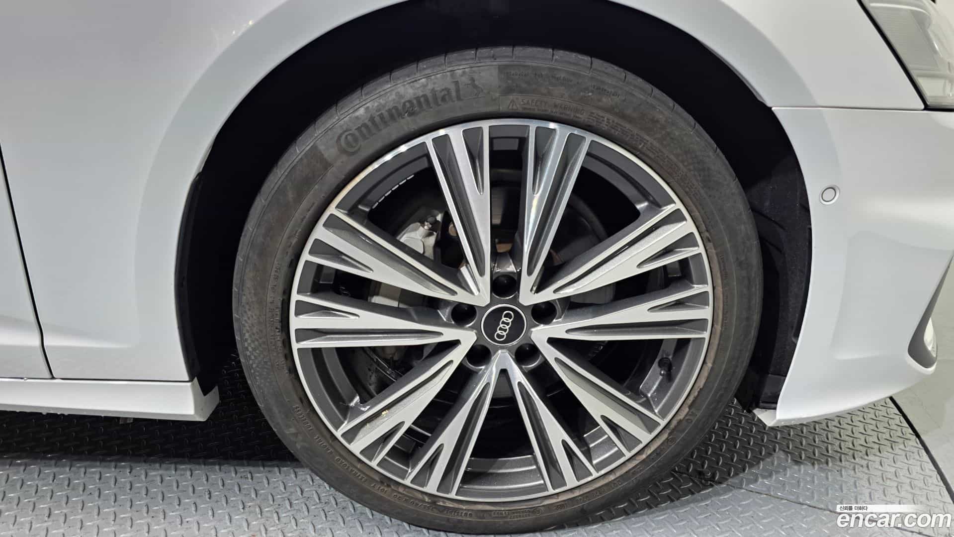 A6 Audi 2022.9-OUTER-005