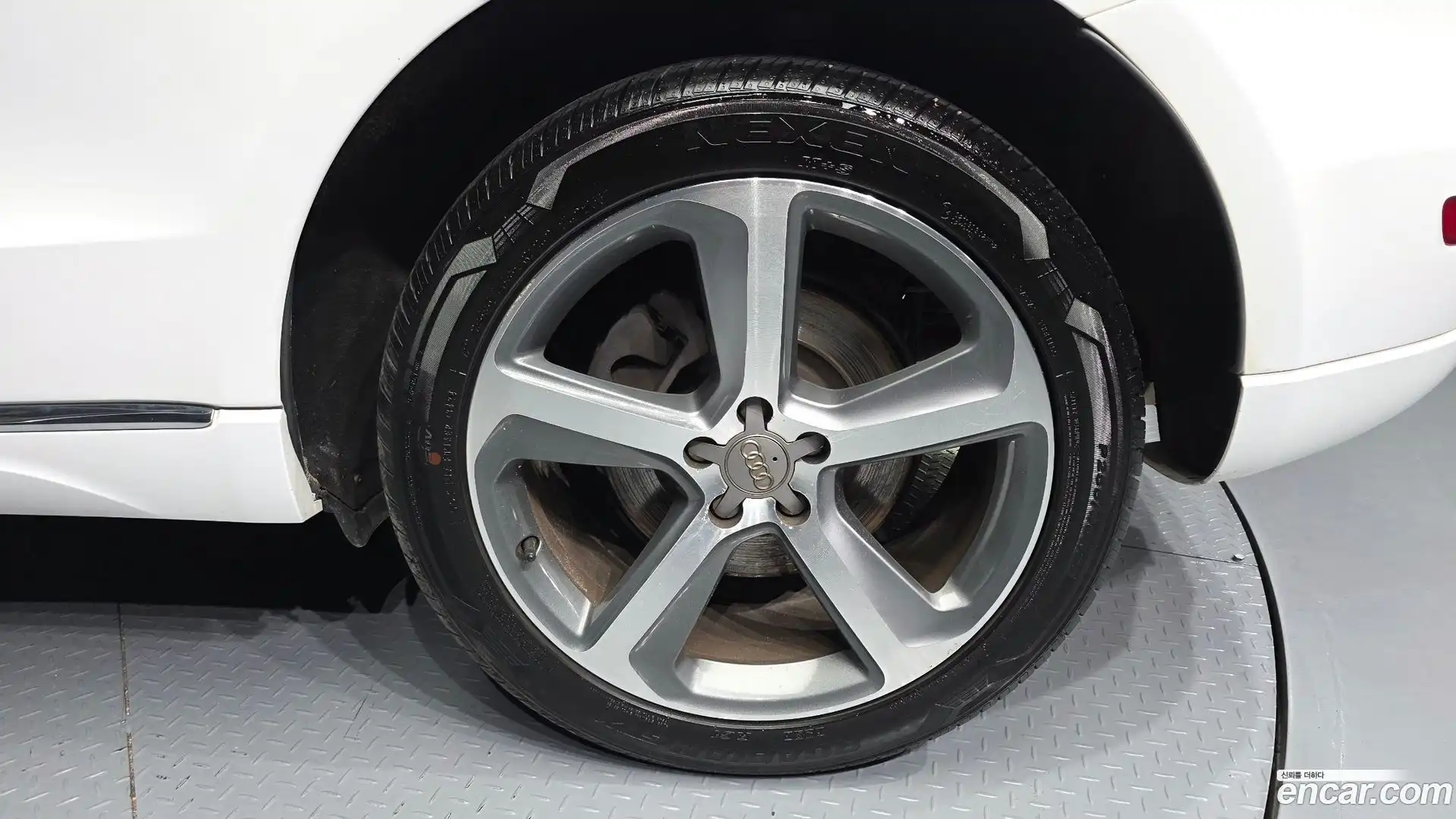 Q5 Audi 2015.10-OUTER-005