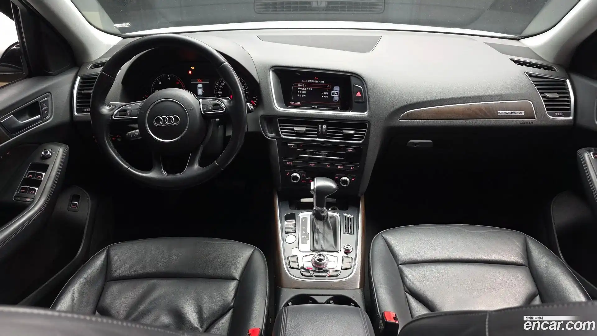 Q5 Audi 2015.10-INNER-007